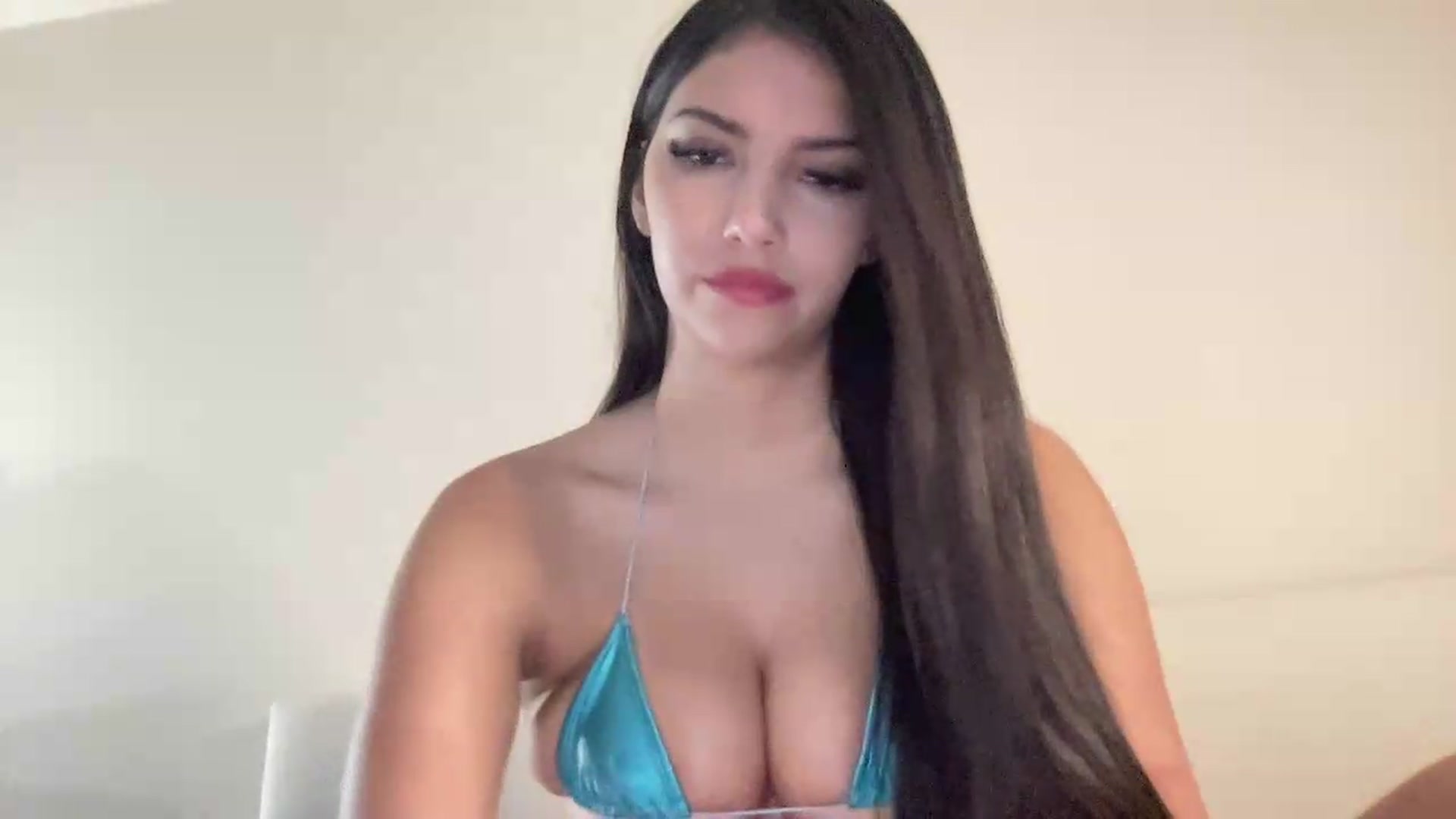 Gallery image thumbnail from KittyKatalina's myfreecams stream on, 07/14/2026, 10:28 image 9 of 20