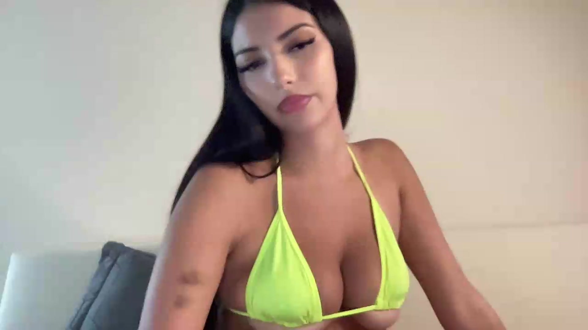 Gallery image thumbnail from KittyKatalina's myfreecams stream on, 08/06/2026, 01:50 image 15 of 20