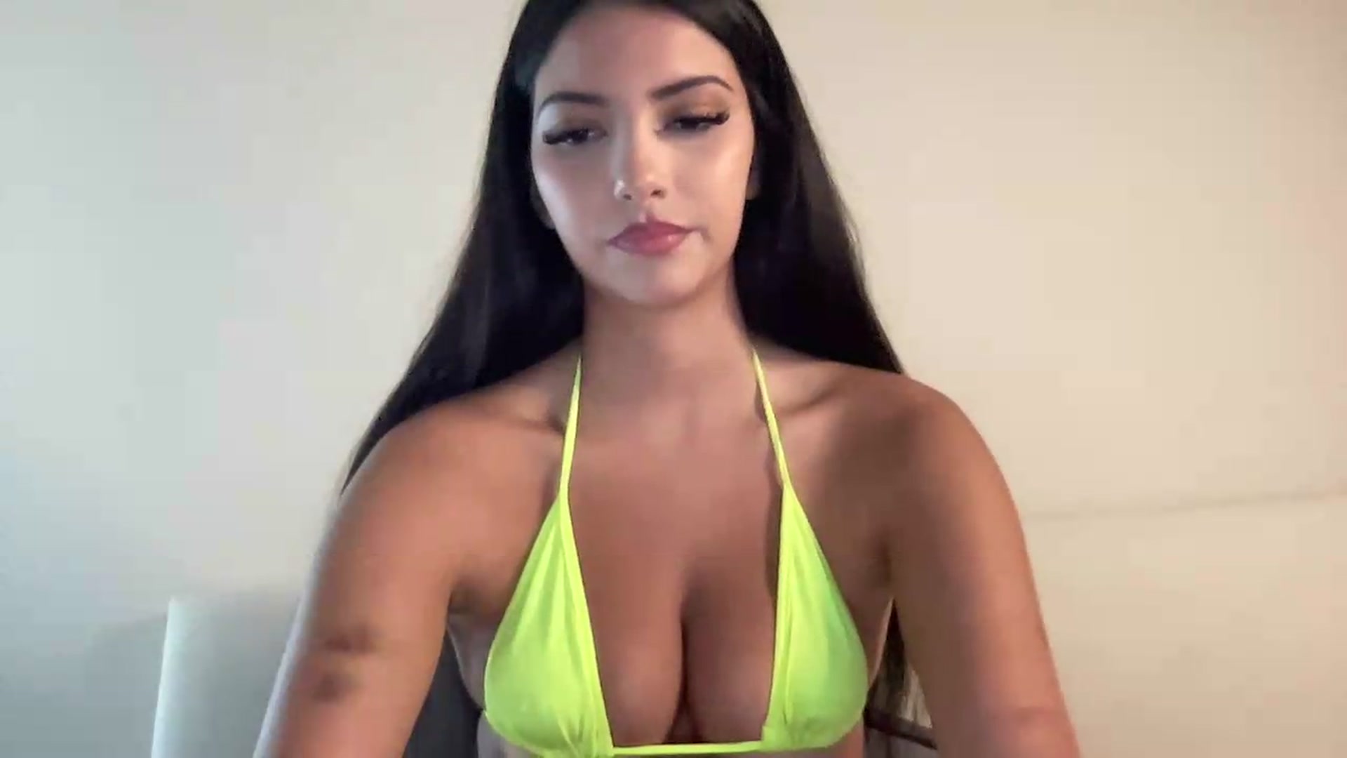 Gallery image thumbnail from KittyKatalina's myfreecams stream on, 08/06/2026, 01:50 image 4 of 20