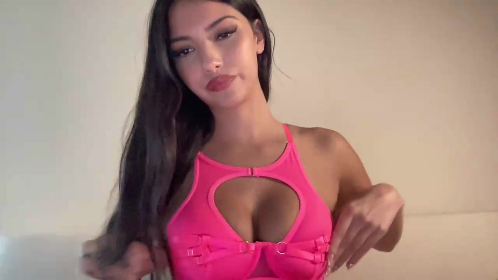 Gallery image thumbnail from KittyKatalina's myfreecams stream on, 09/02/2026, 23:36 image 17 of 20