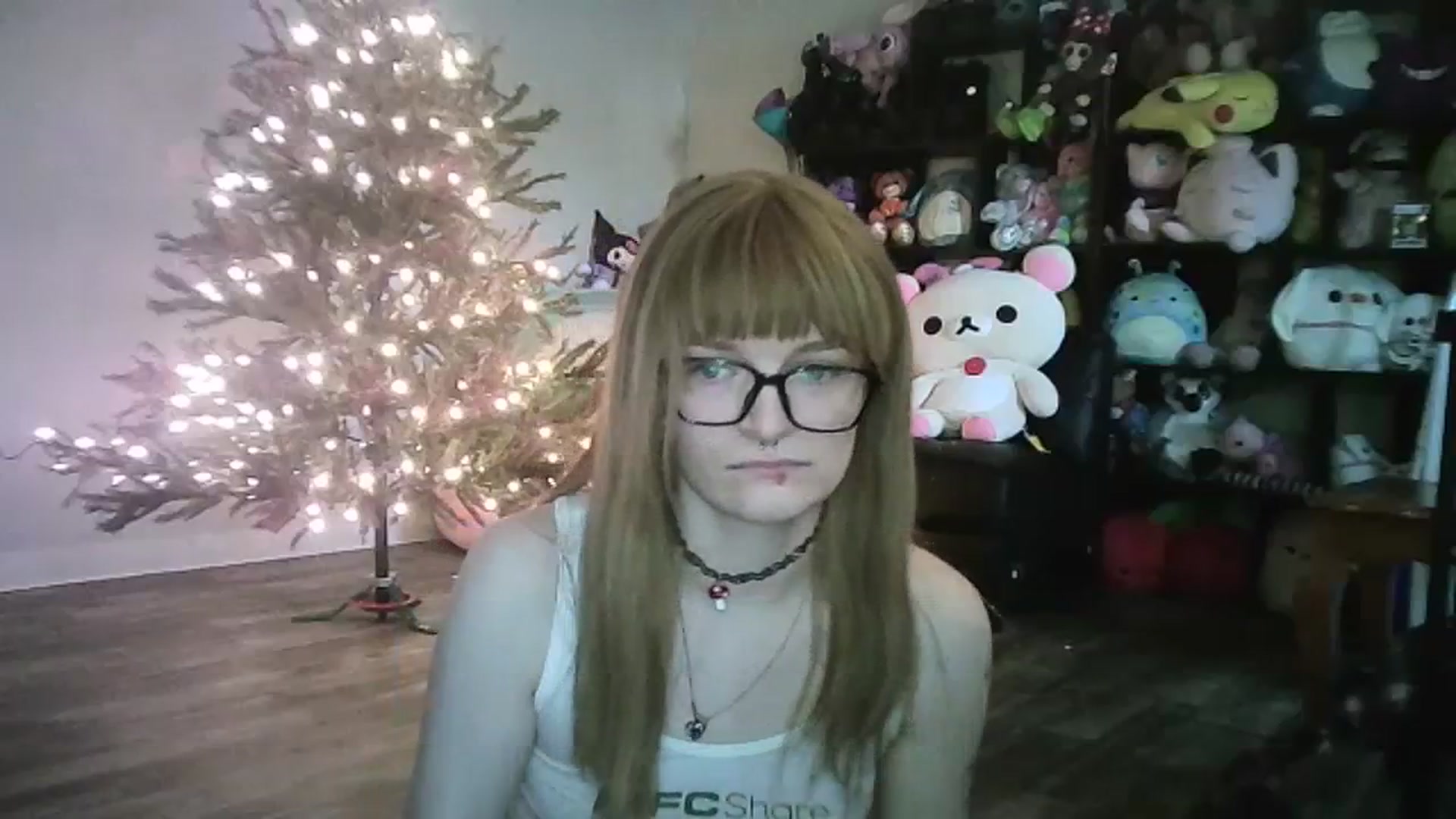 Gallery image thumbnail from KittyKatt's myfreecams stream on, 12/16/2023, 21:48 image 16 of 20