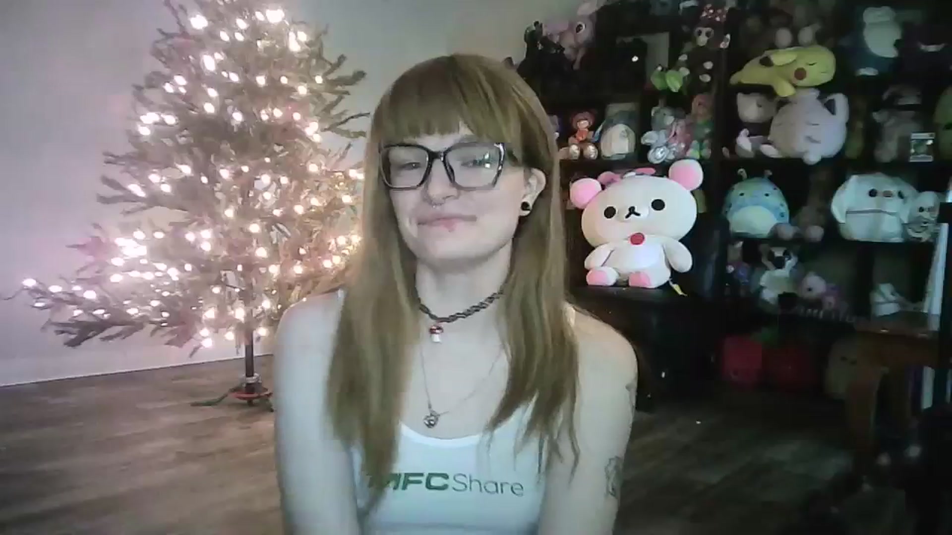 Gallery image thumbnail from KittyKatt's myfreecams stream on, 12/16/2023, 21:48 image 12 of 20