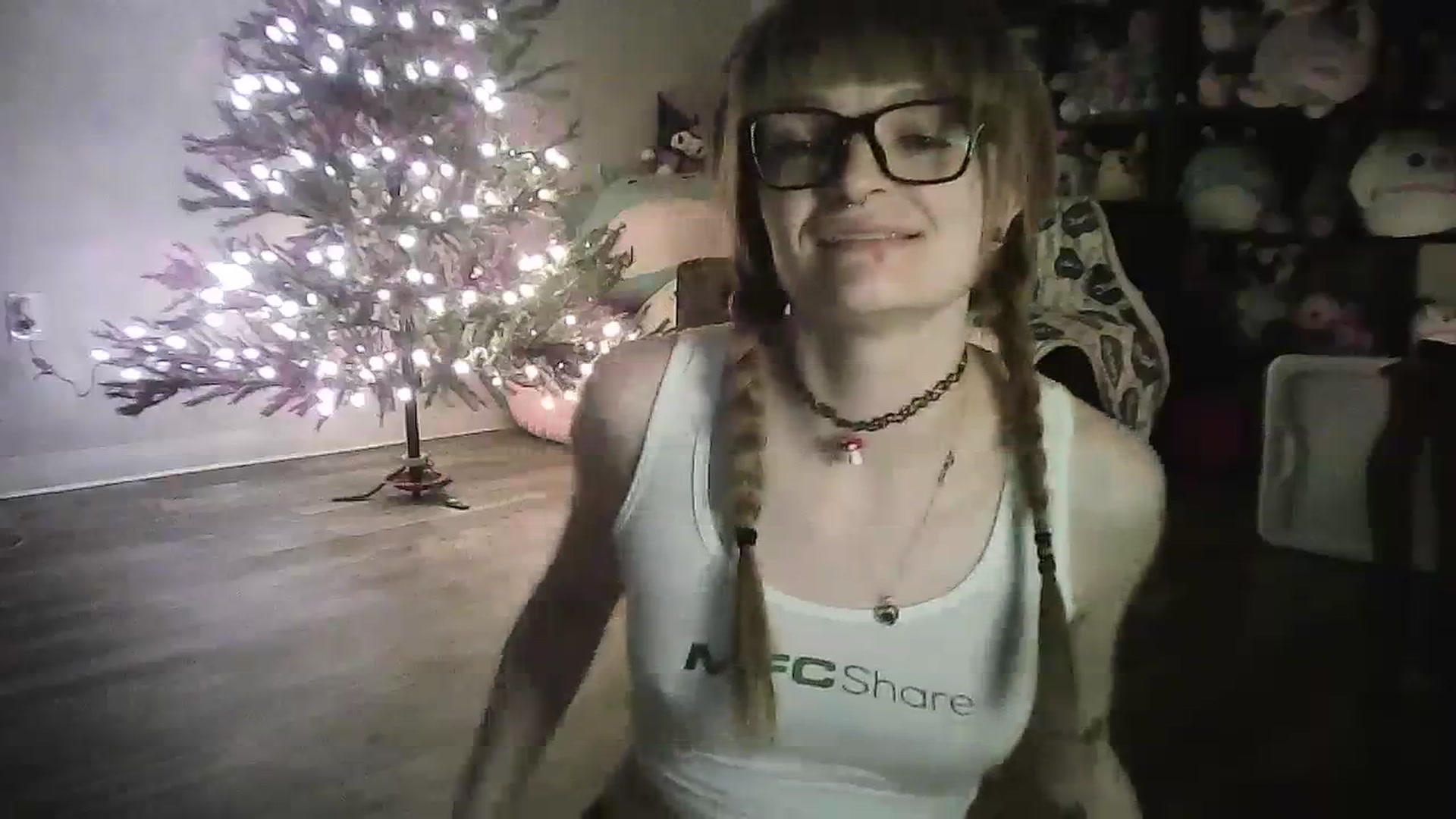Gallery image thumbnail from KittyKatt's myfreecams stream on, 12/18/2023, 06:58 image 15 of 20