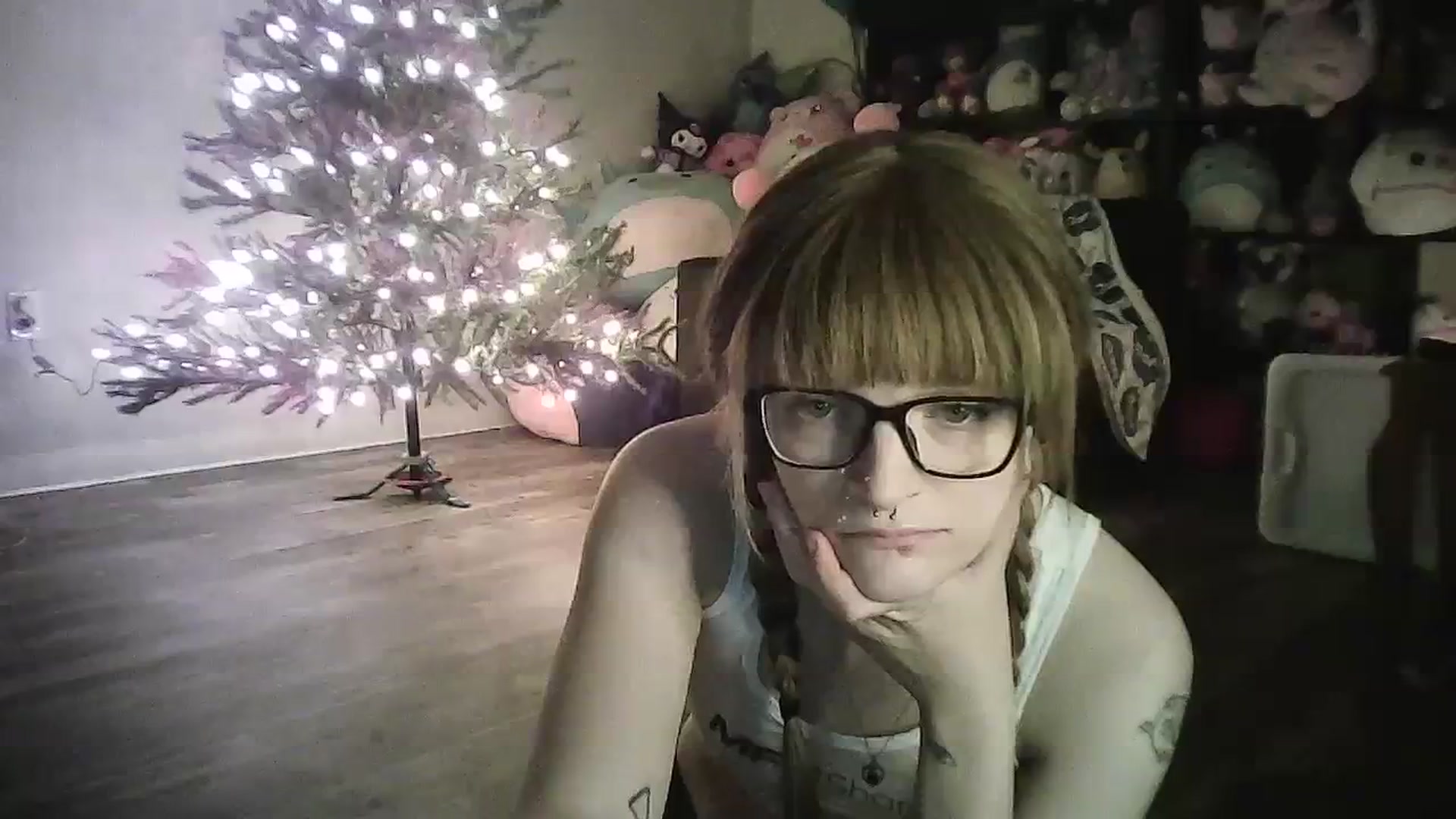 Gallery image thumbnail from KittyKatt's myfreecams stream on, 12/18/2023, 06:58 image 7 of 20