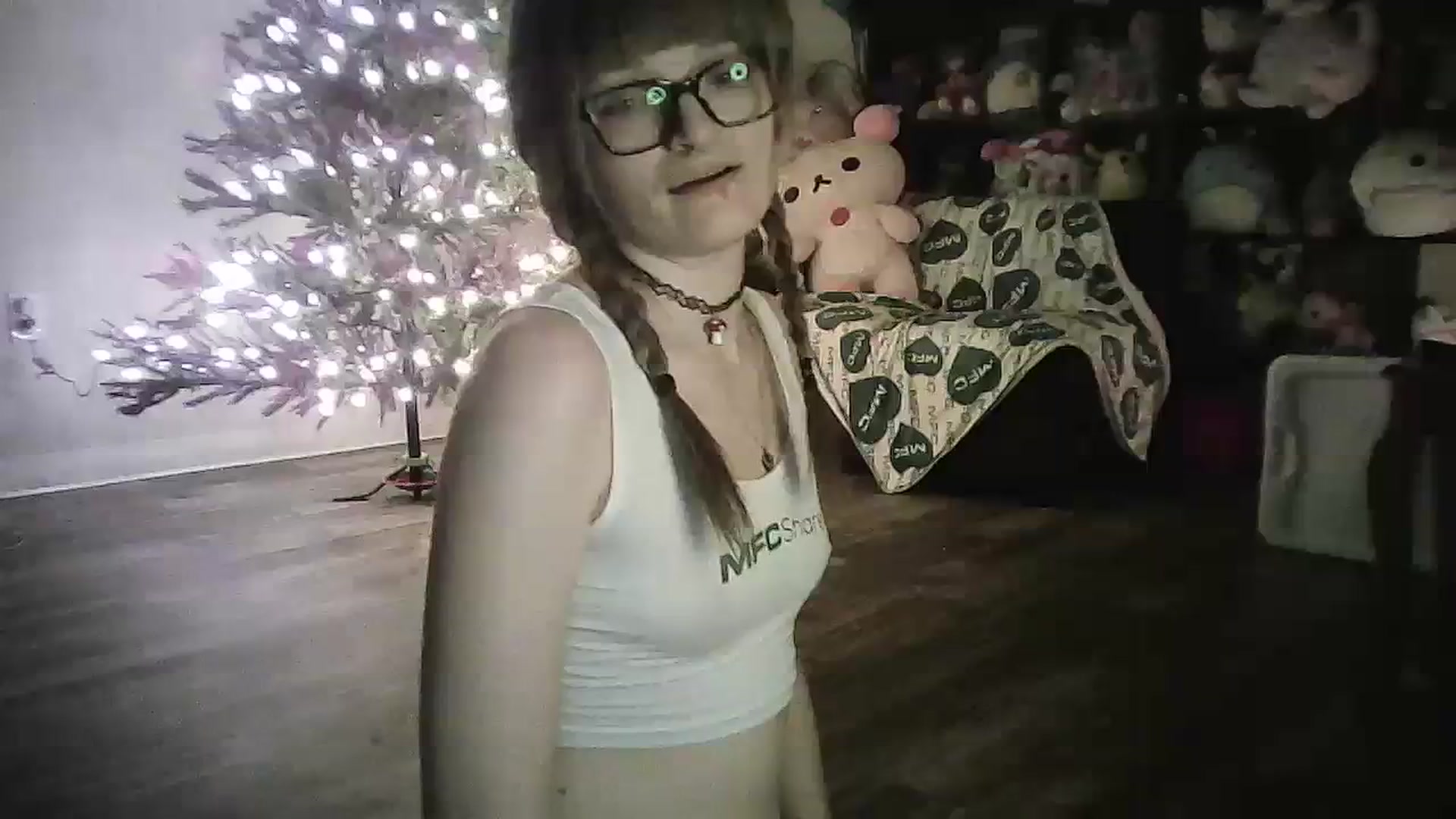 Gallery image thumbnail from KittyKatt's myfreecams stream on, 12/18/2023, 06:58 image 13 of 20