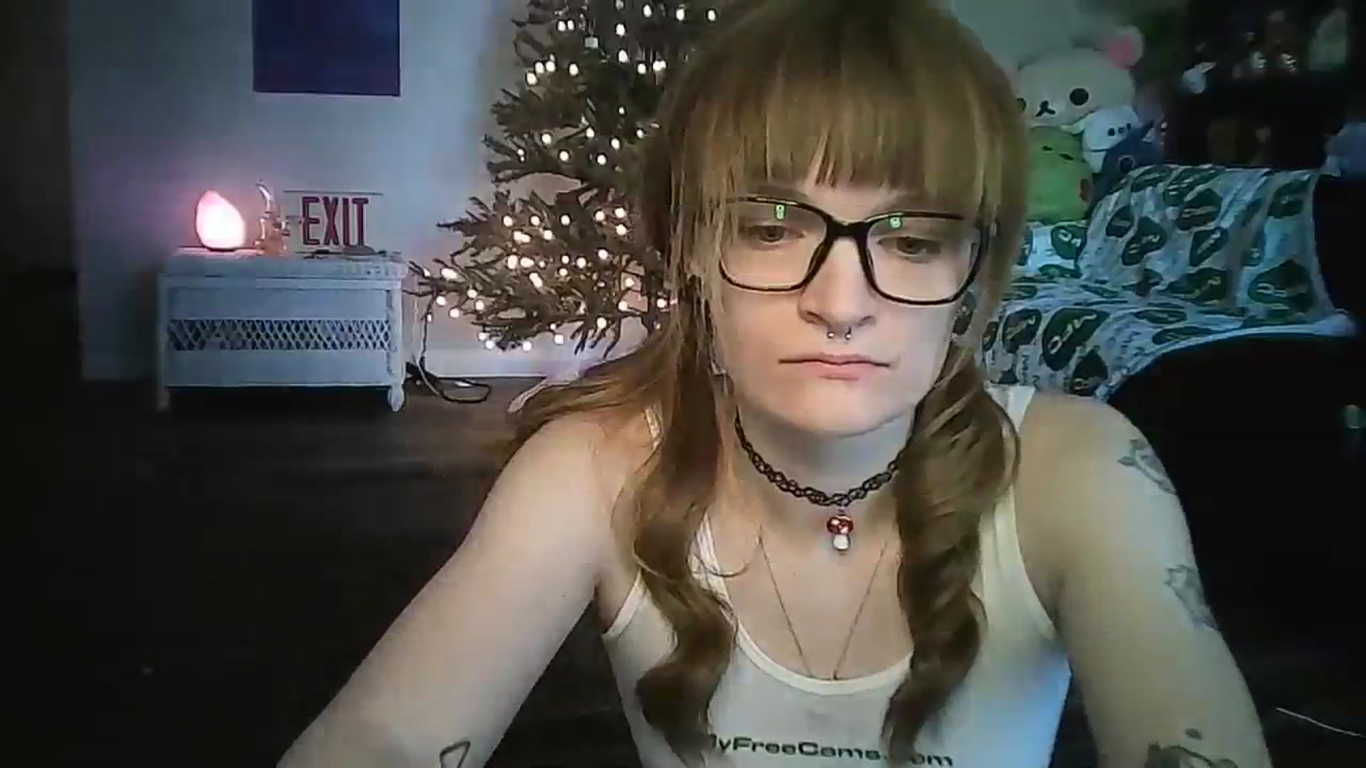 Gallery image thumbnail from KittyKatt's myfreecams stream on, 12/26/2023, 21:40 image 15 of 20