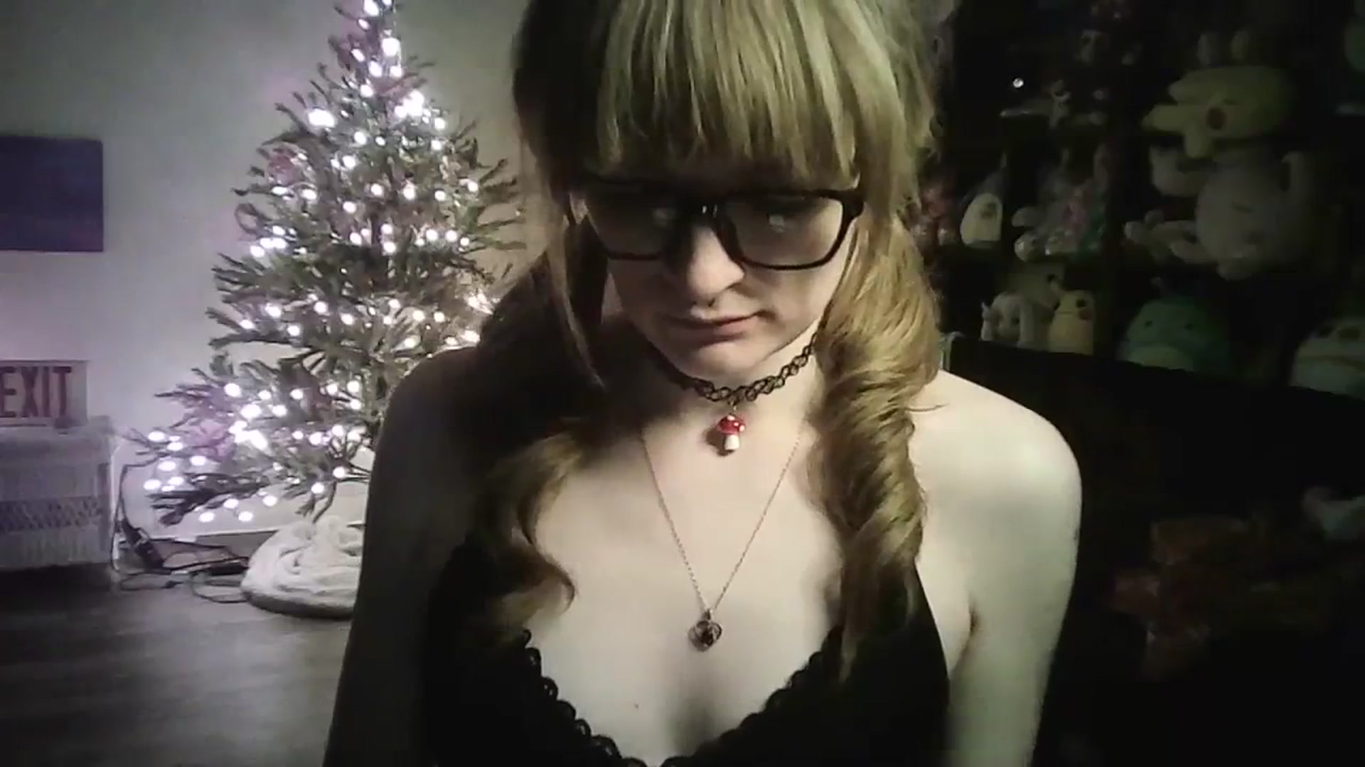 Gallery image thumbnail from KittyKatt's myfreecams stream on, 12/27/2023, 09:08 image 17 of 20