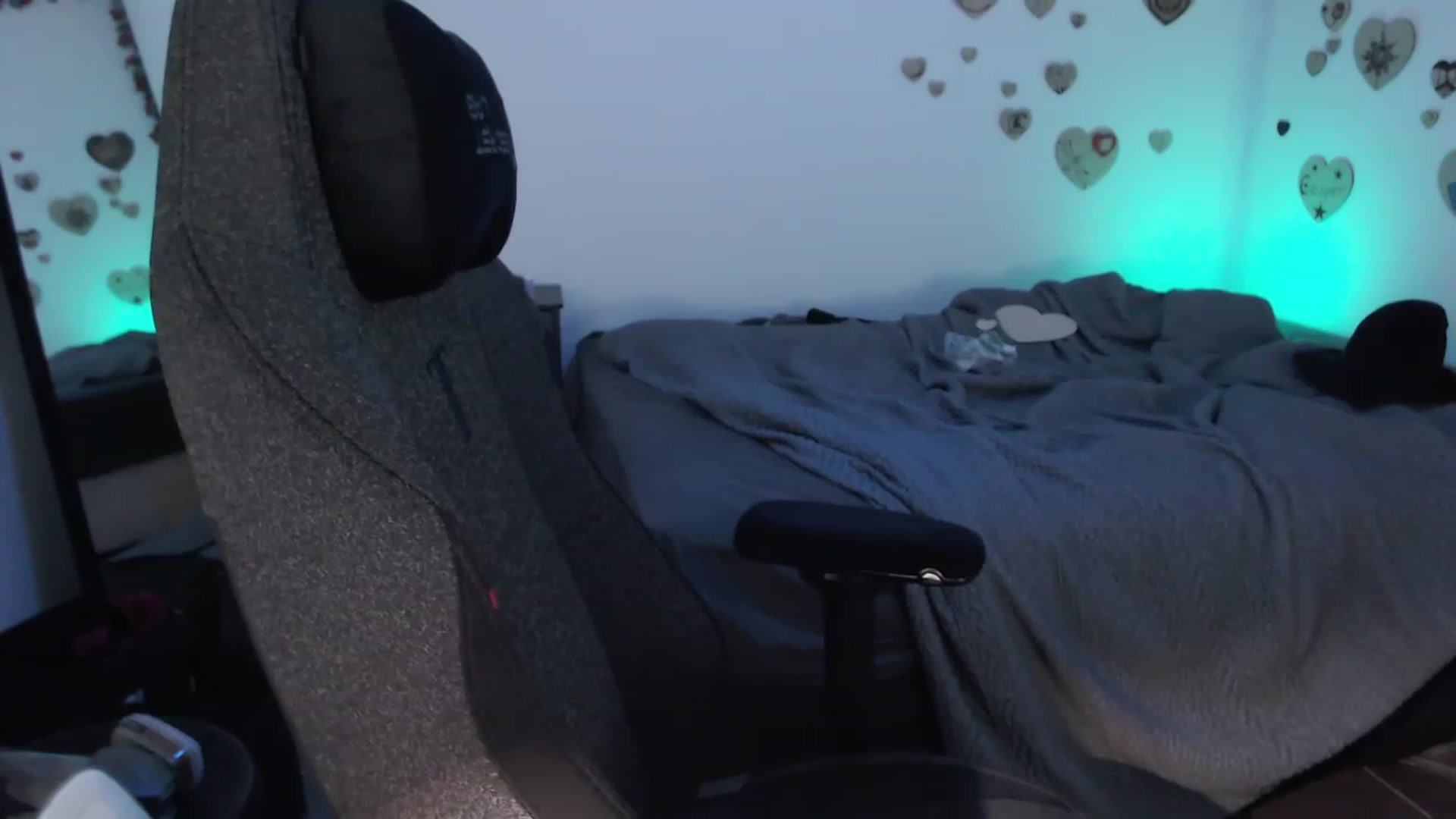 Gallery image thumbnail from KittyKek's myfreecams stream on, 07/13/2023, 02:52 image 9 of 20