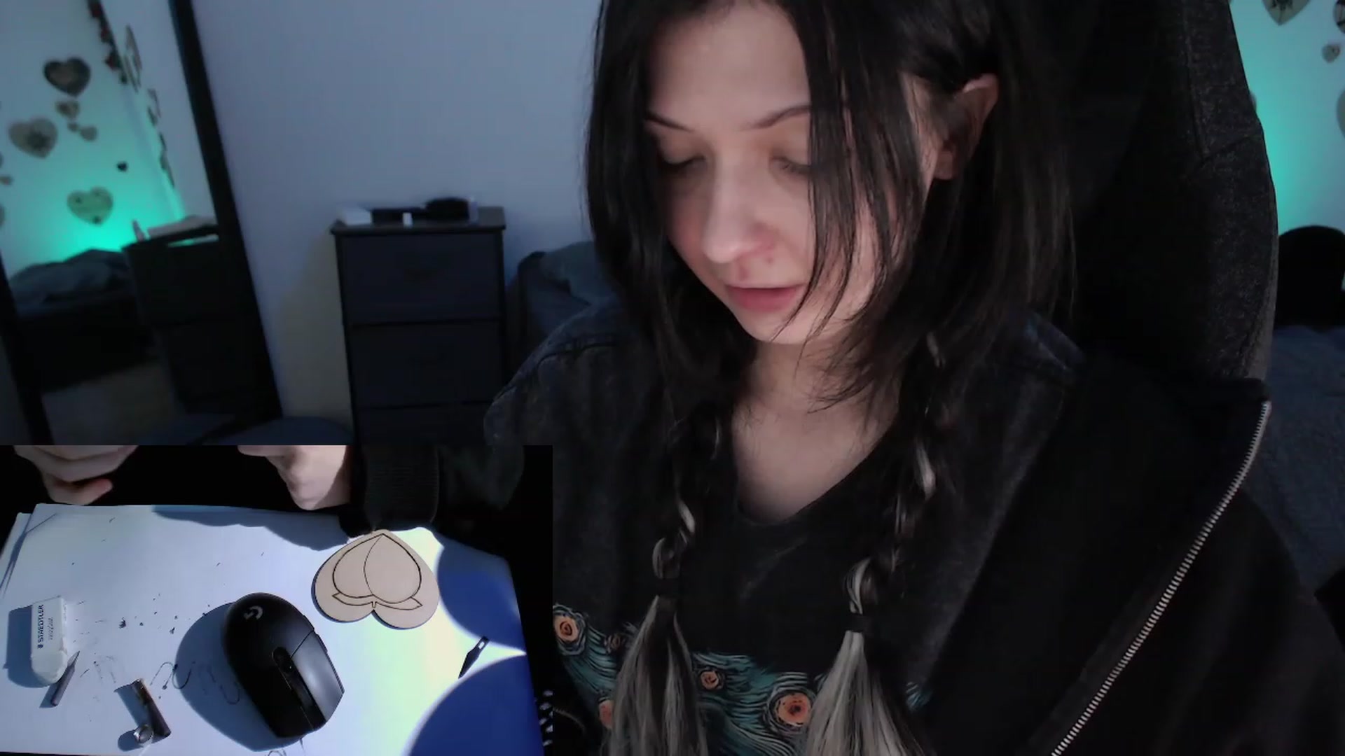 Gallery image thumbnail from KittyKek's myfreecams stream on, 07/13/2023, 02:52 image 18 of 20