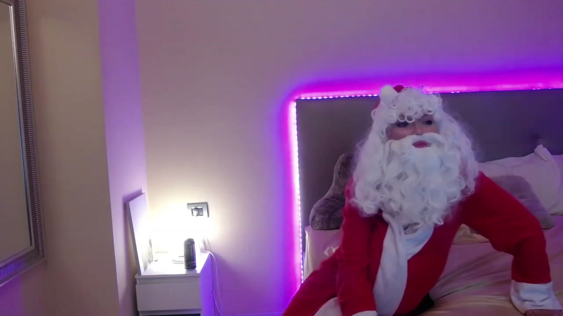 Gallery image thumbnail from KittyKpk's myfreecams stream on, 12/23/2022, 19:46 image 15 of 20