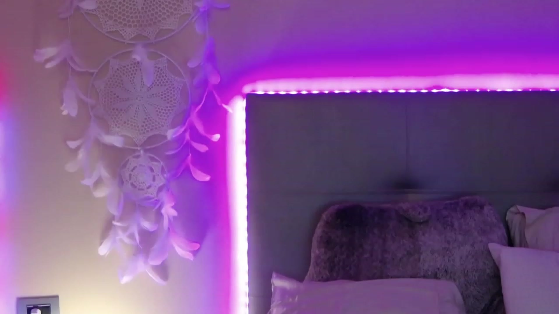 Gallery image thumbnail from KittyKpk's myfreecams stream on, 05/25/2023, 04:39 image 13 of 20