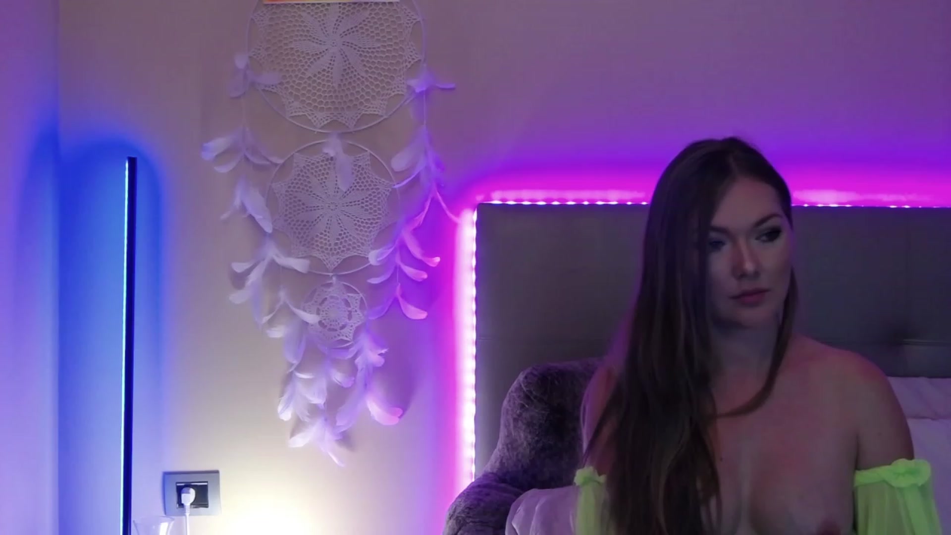 Gallery image thumbnail from KittyKpk's myfreecams stream on, 06/18/2023, 05:56 image 8 of 20