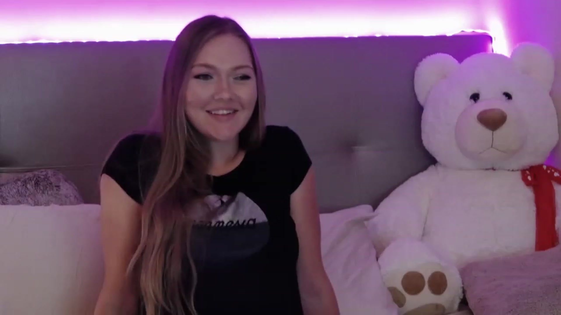 Gallery image thumbnail from KittyKpk's myfreecams stream on, 07/13/2023, 01:55 image 20 of 20