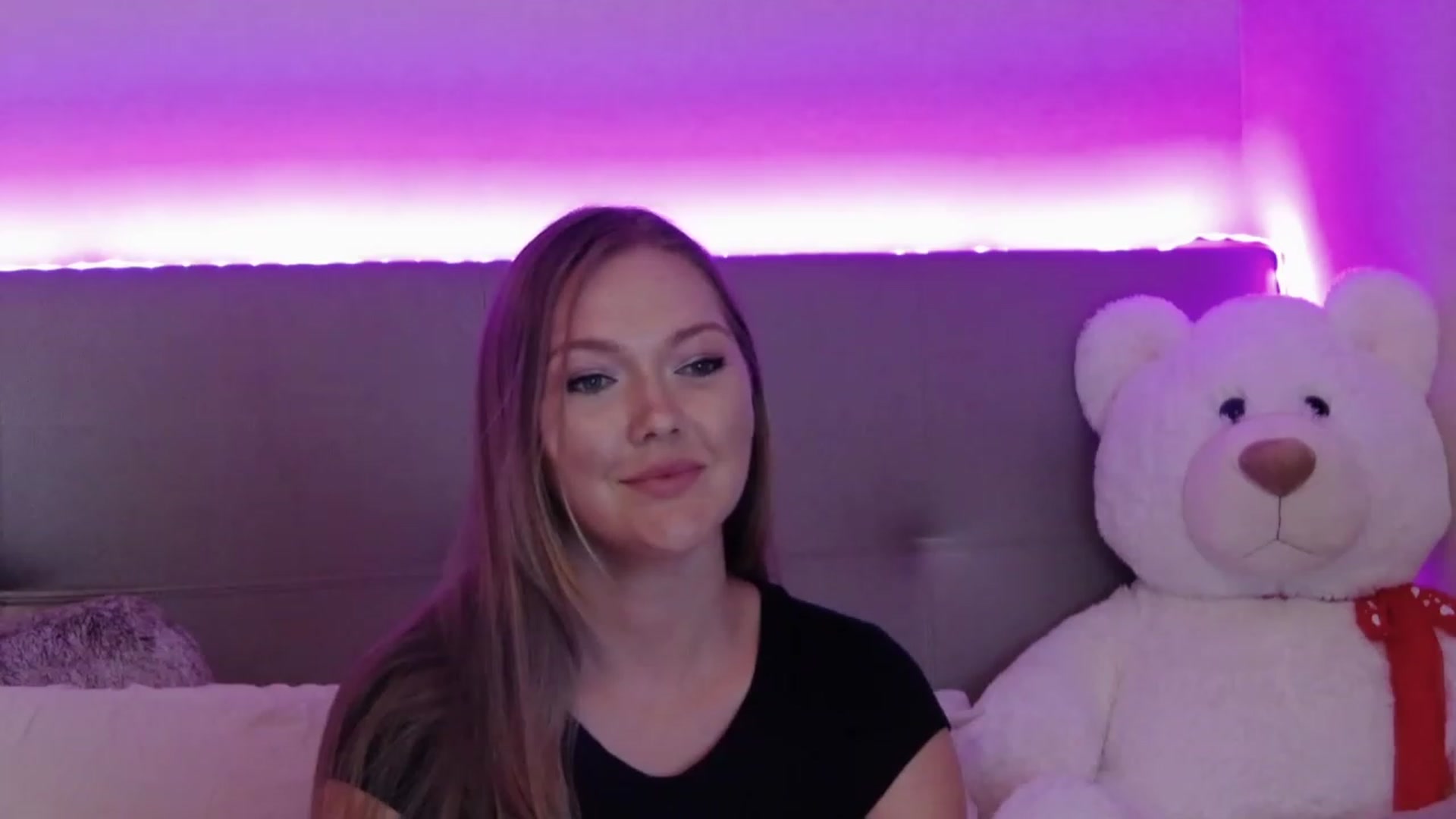 Gallery image thumbnail from KittyKpk's myfreecams stream on, 07/13/2023, 01:55 image 19 of 20