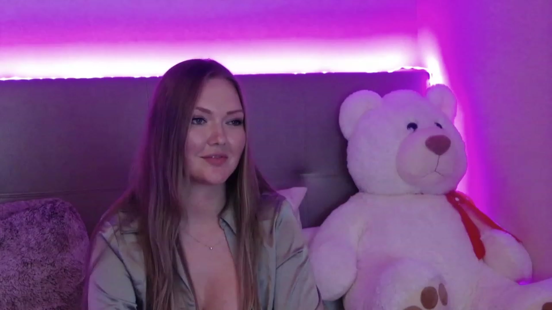 Gallery image thumbnail from KittyKpk's myfreecams stream on, 09/13/2023, 02:42 image 14 of 20