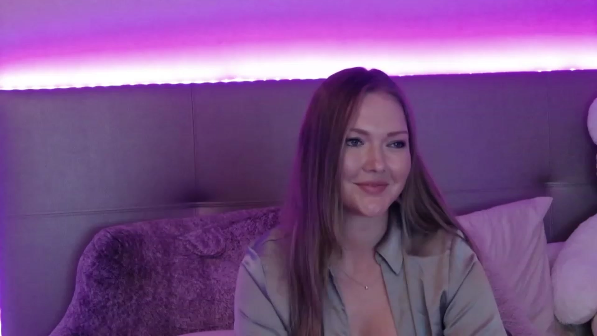 Gallery image thumbnail from KittyKpk's myfreecams stream on, 09/13/2023, 02:42 image 5 of 20