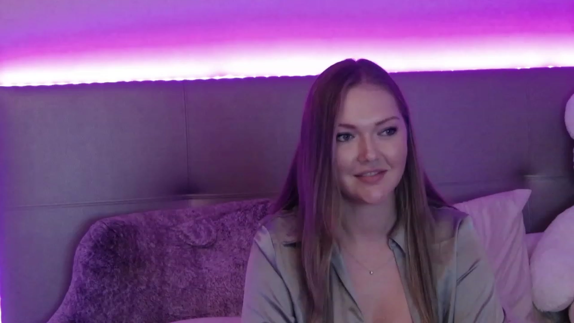 Gallery image thumbnail from KittyKpk's myfreecams stream on, 09/13/2023, 02:42 image 3 of 20