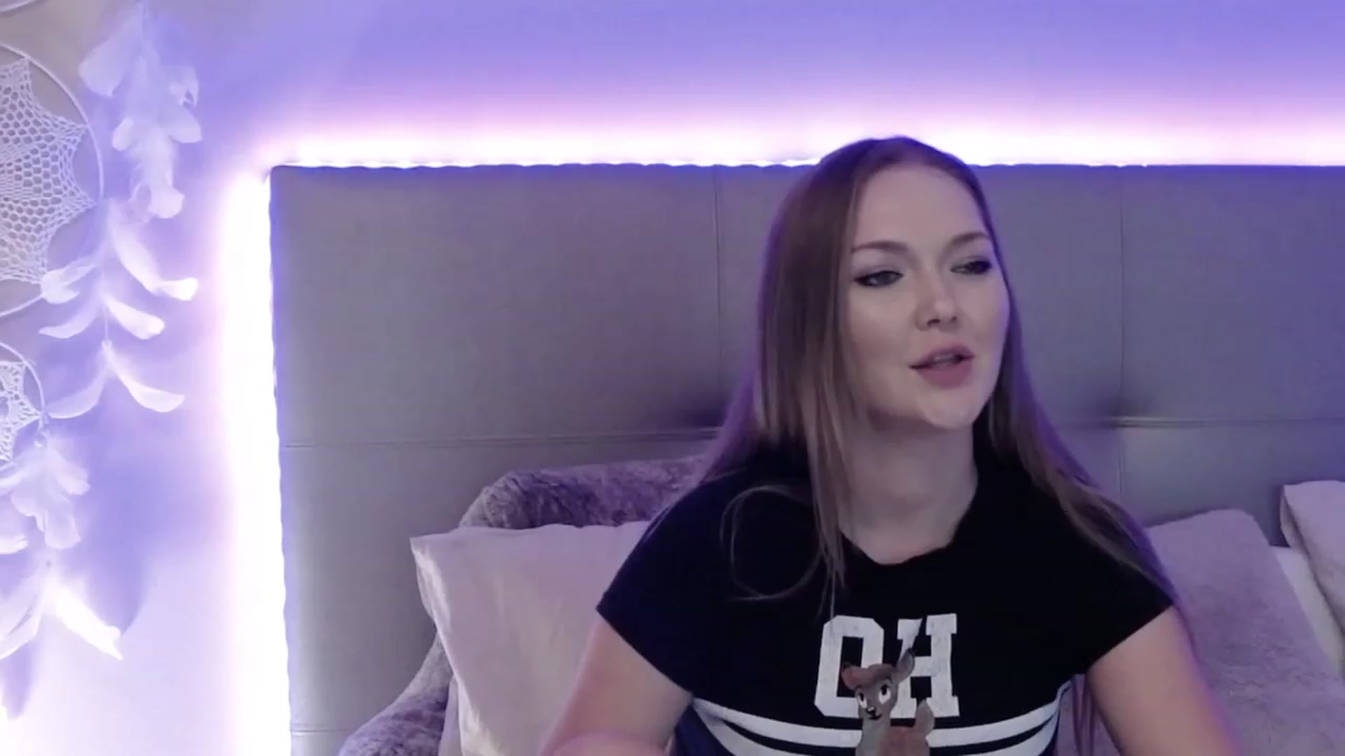 Gallery image thumbnail from KittyKpk's myfreecams stream on, 11/15/2023, 19:29 image 7 of 20