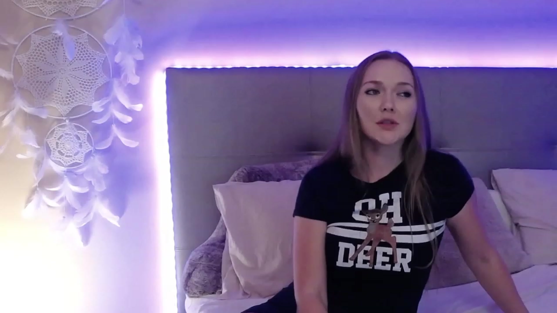 Gallery image thumbnail from KittyKpk's myfreecams stream on, 11/15/2023, 19:29 image 10 of 20