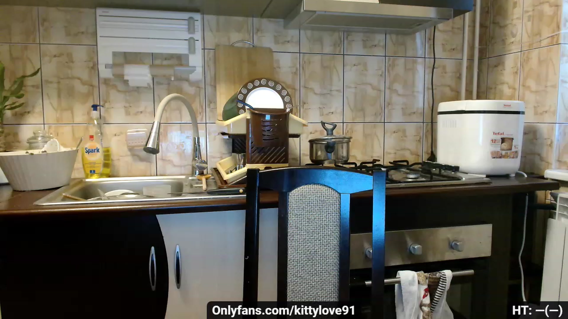 Gallery image thumbnail from KittyLove91's myfreecams stream on, 03/12/2024, 06:52 image 8 of 20