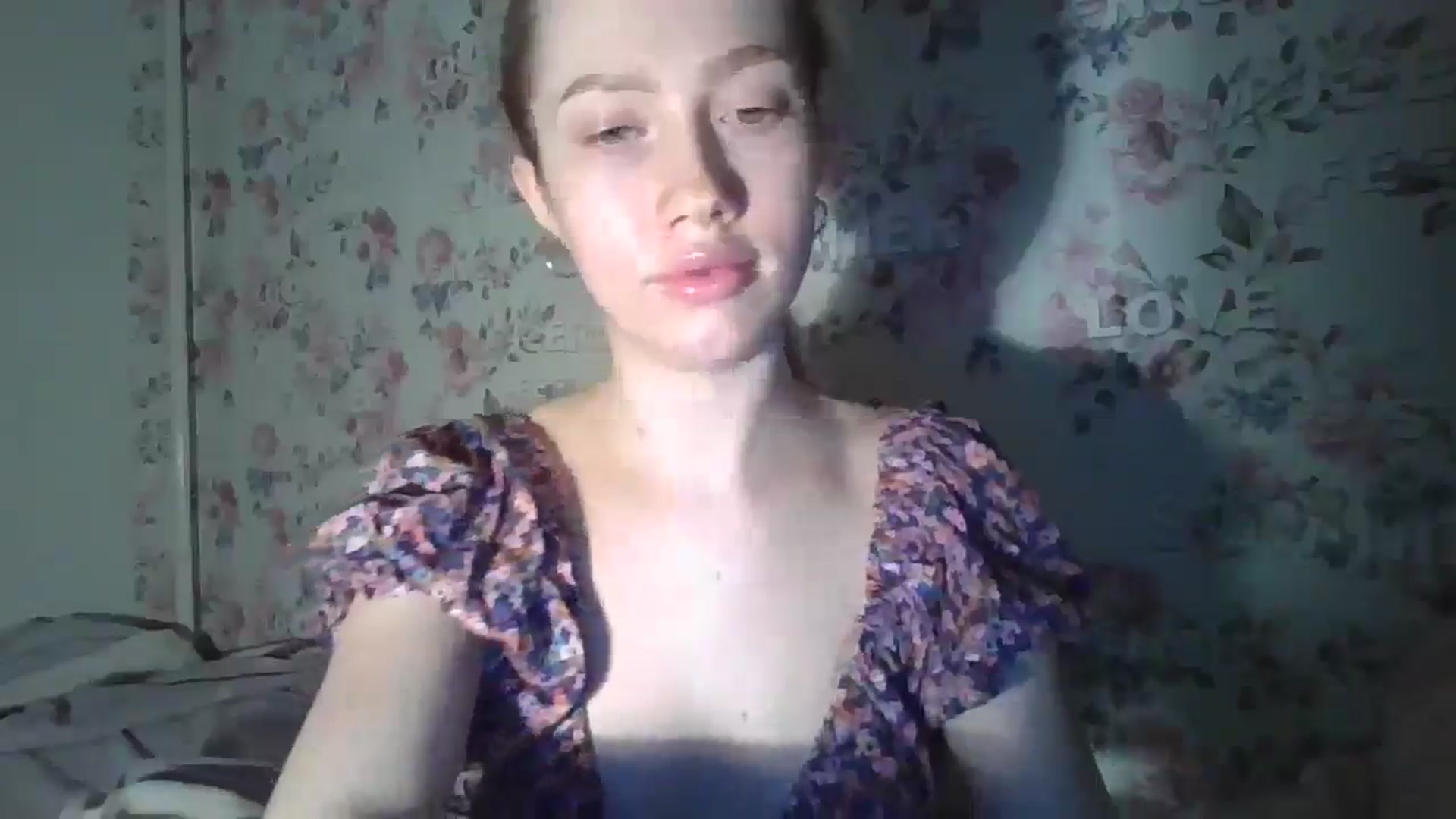 Gallery image thumbnail from KittyLuxxe's myfreecams stream on, 03/07/2025, 21:22 image 4 of 20