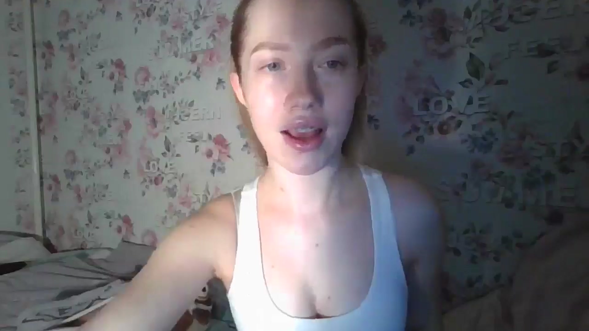 Gallery image thumbnail from KittyLuxxe's myfreecams stream on, 03/07/2025, 23:10 image 3 of 20