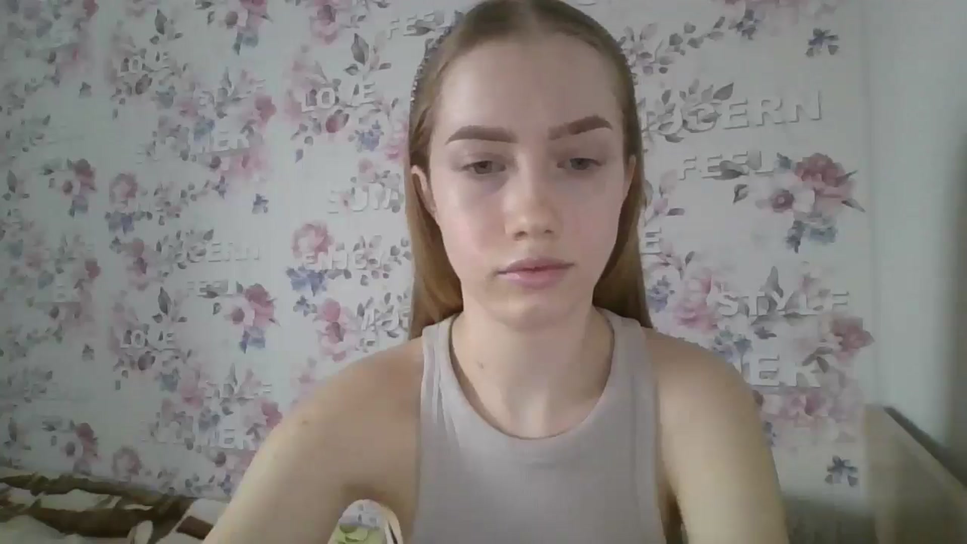 Gallery image thumbnail from KittyLuxxe's myfreecams stream on, 03/17/2025, 13:16 image 17 of 20