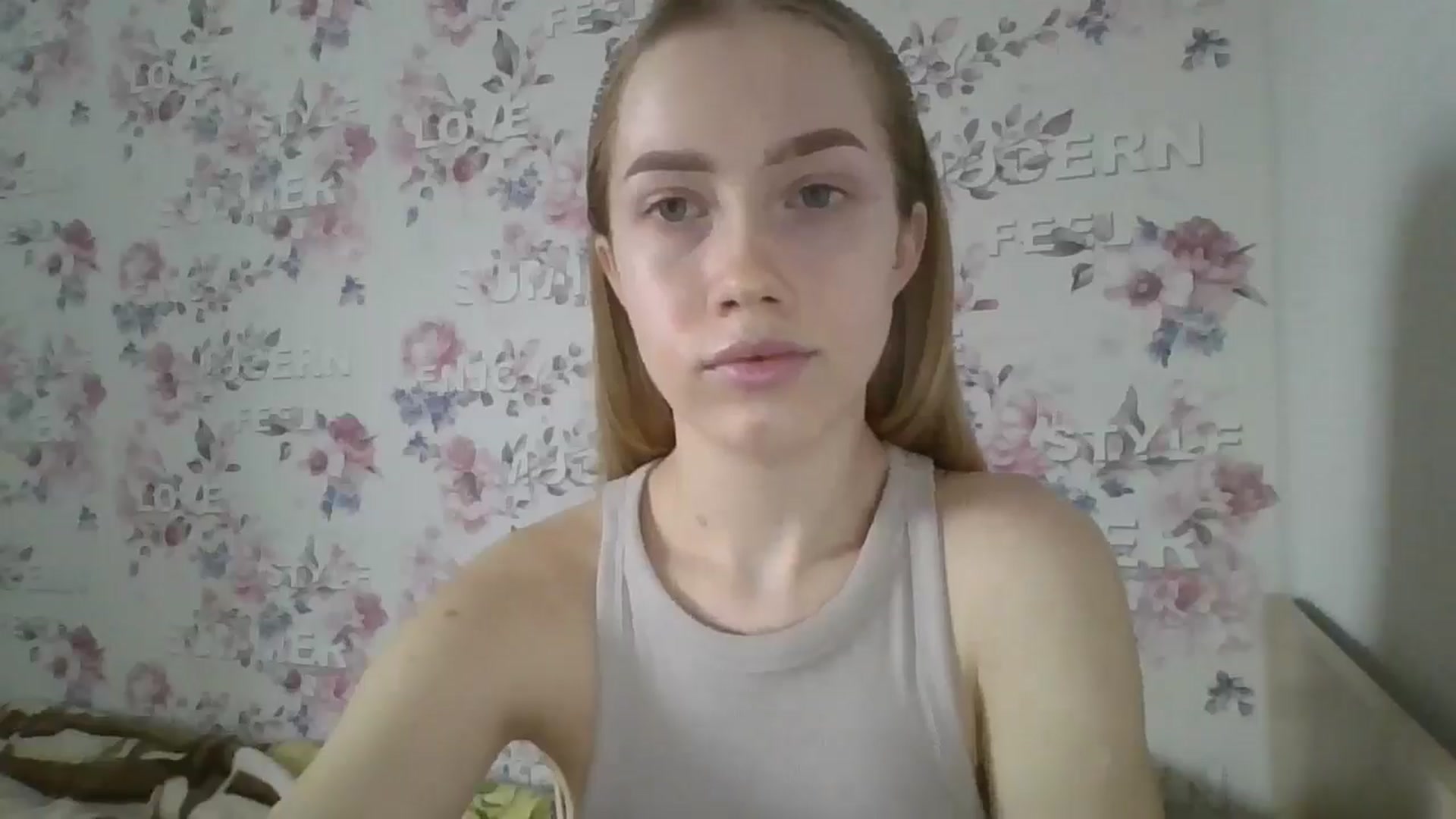 Gallery image thumbnail from KittyLuxxe's myfreecams stream on, 03/17/2025, 13:16 image 20 of 20