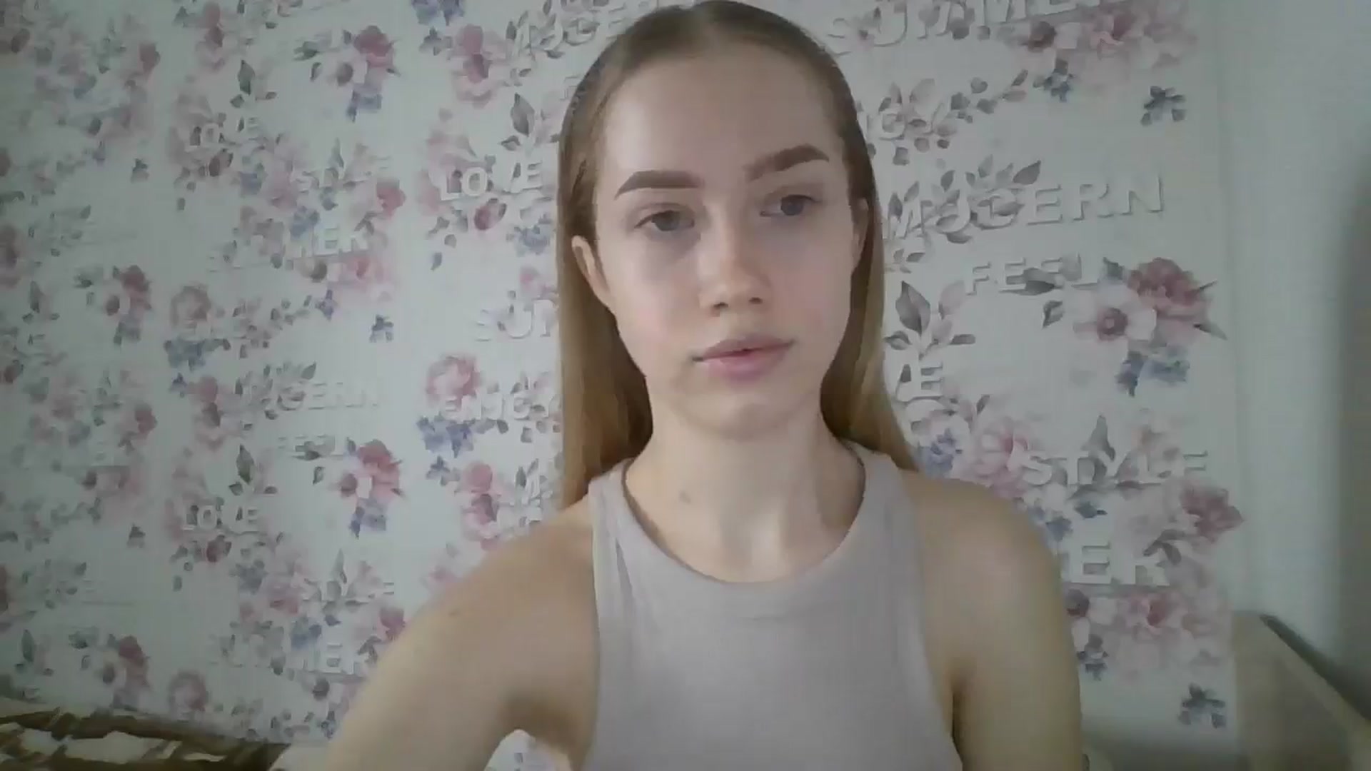 Gallery image thumbnail from KittyLuxxe's myfreecams stream on, 03/17/2025, 13:16 image 2 of 20