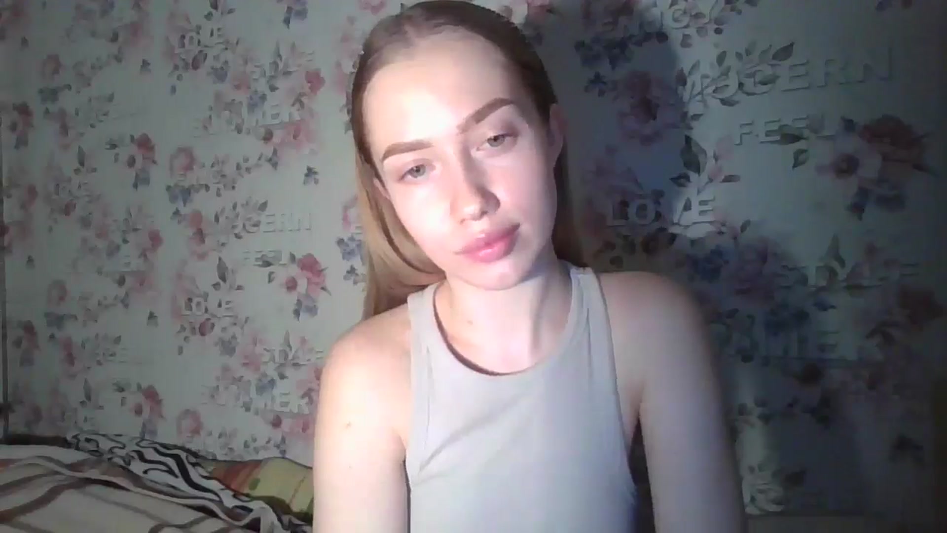 Gallery image thumbnail from KittyLuxxe's myfreecams stream on, 03/17/2025, 17:42 image 20 of 20