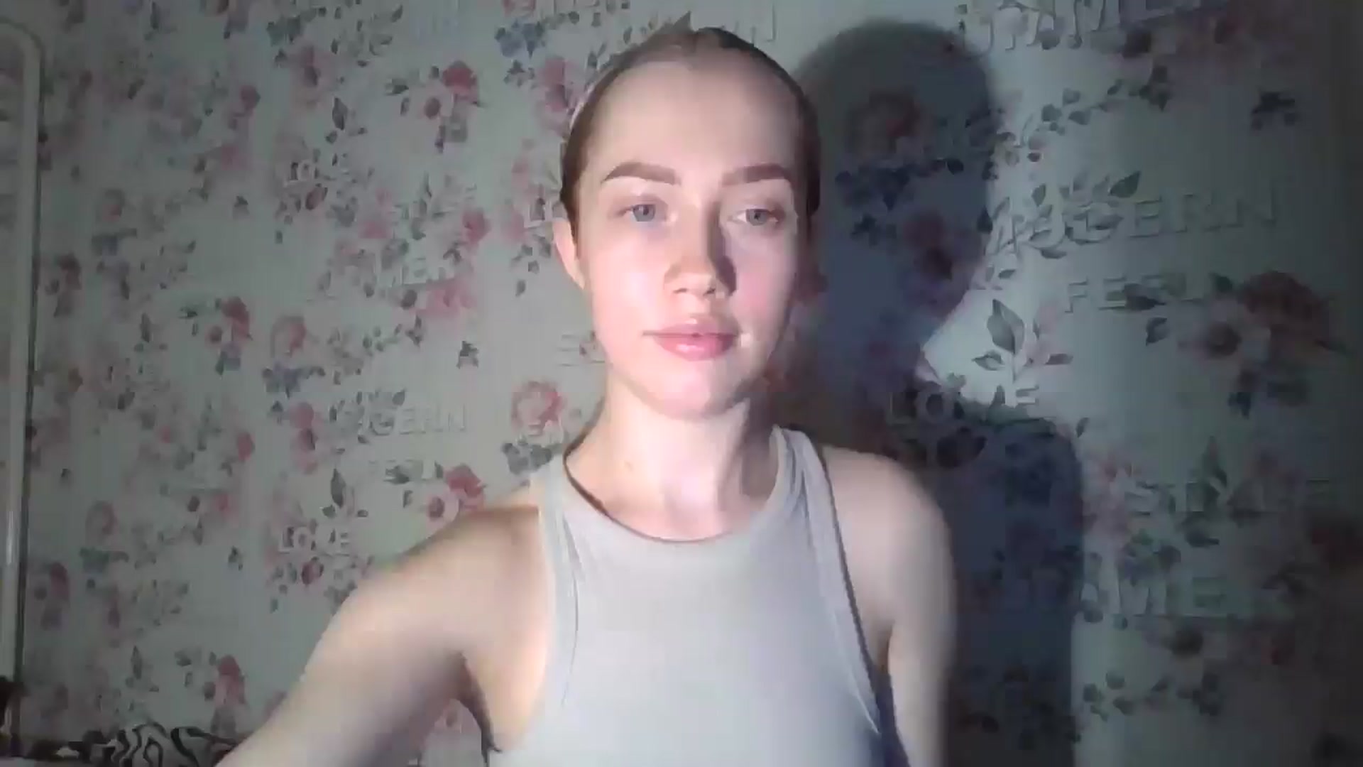 Gallery image thumbnail from KittyLuxxe's myfreecams stream on, 03/17/2025, 19:53 image 19 of 20
