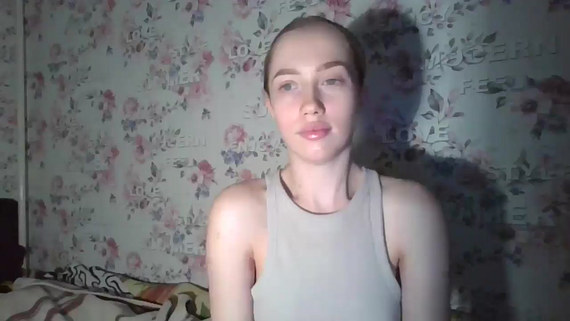 Gallery image thumbnail from KittyLuxxe's myfreecams stream on, 03/17/2025, 19:53 image 4 of 20