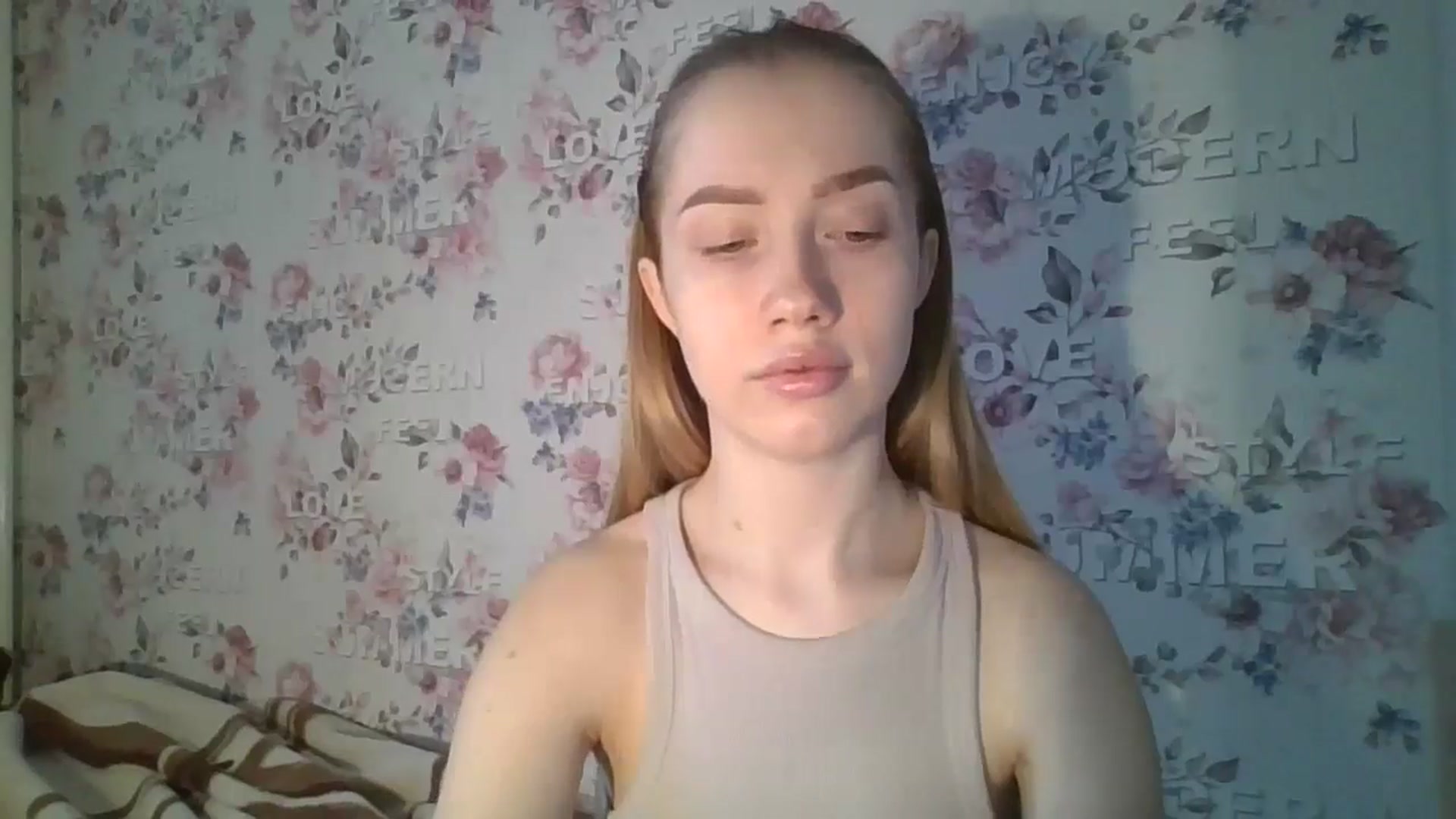 Gallery image thumbnail from KittyLuxxe's myfreecams stream on, 03/18/2025, 12:32 image 6 of 20