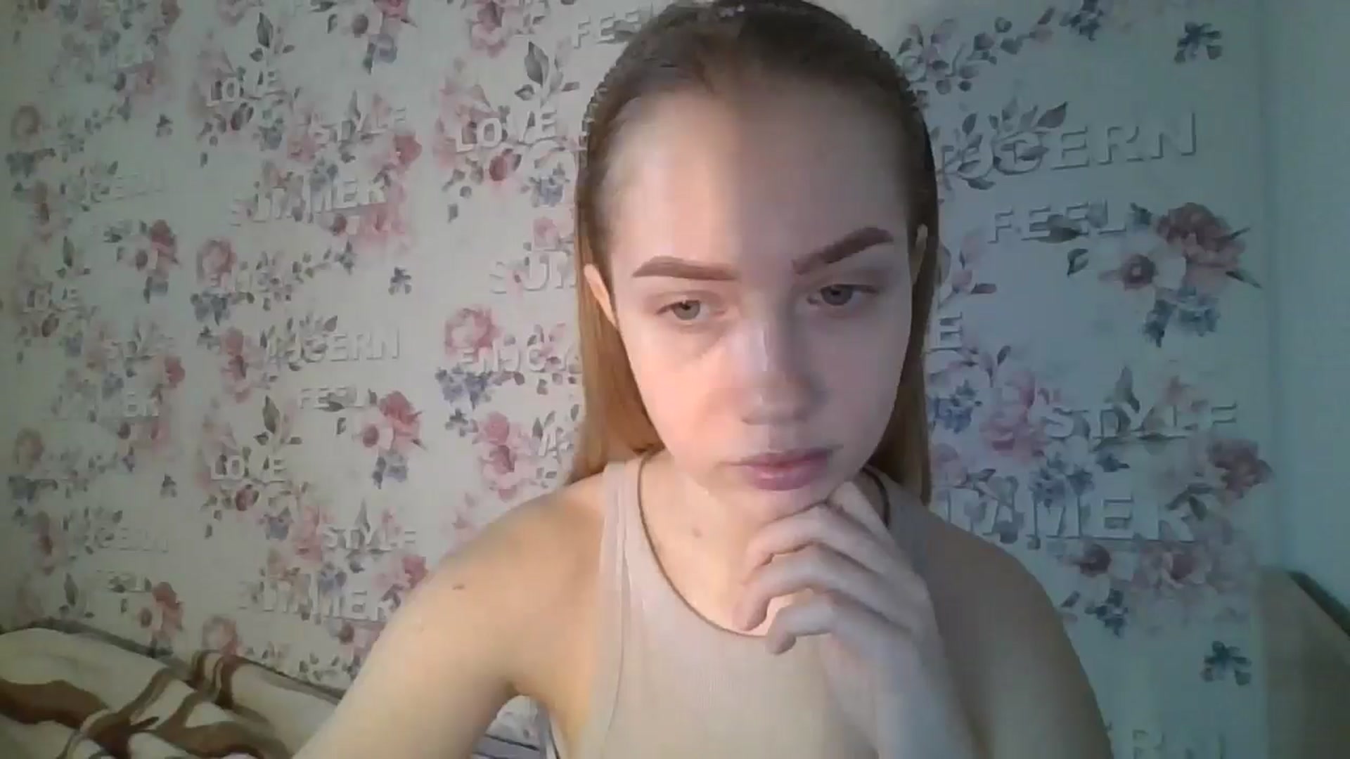 Gallery image thumbnail from KittyLuxxe's myfreecams stream on, 03/18/2025, 13:09 image 3 of 20