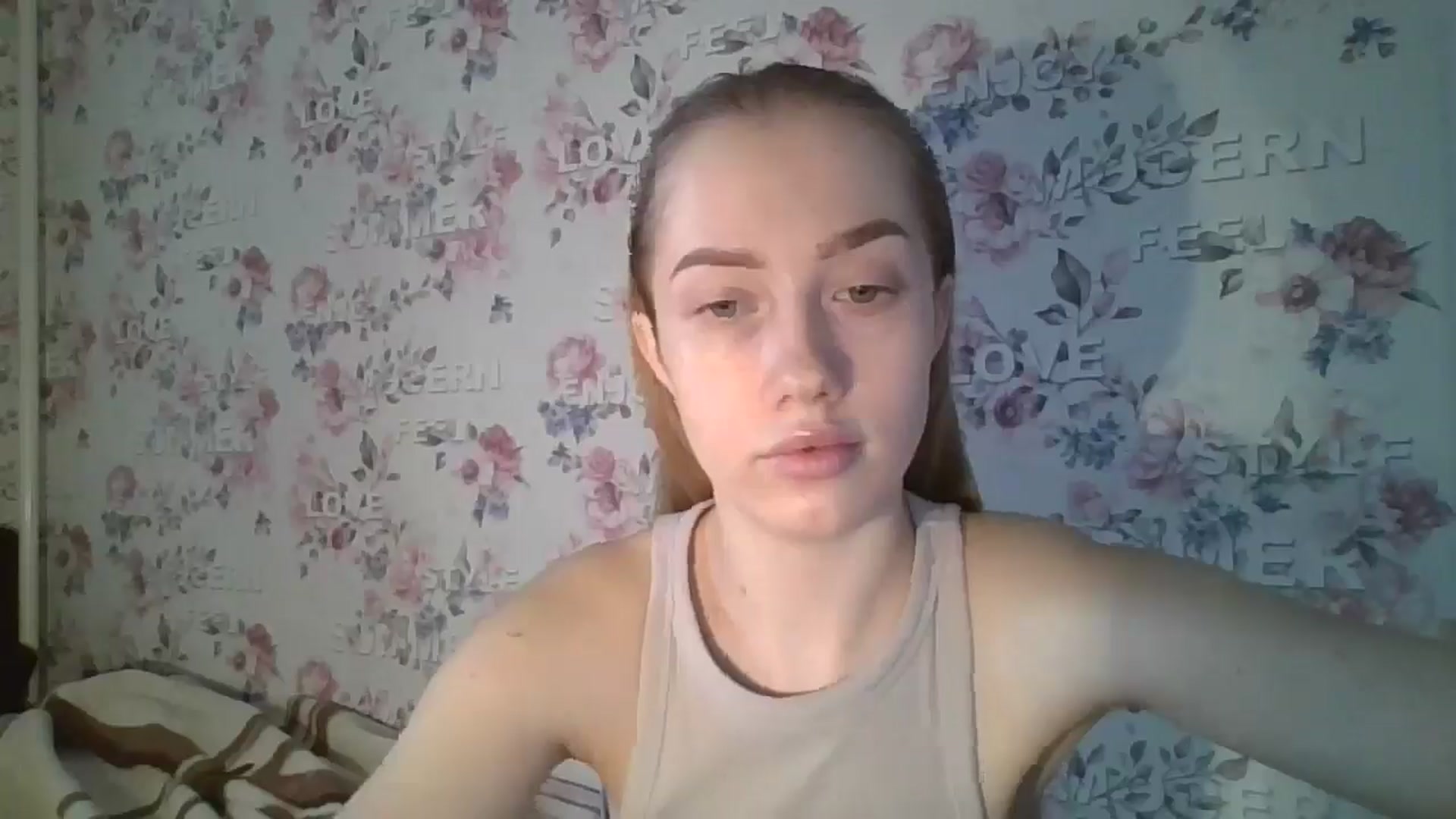 Gallery image thumbnail from KittyLuxxe's myfreecams stream on, 03/18/2025, 13:09 image 13 of 20