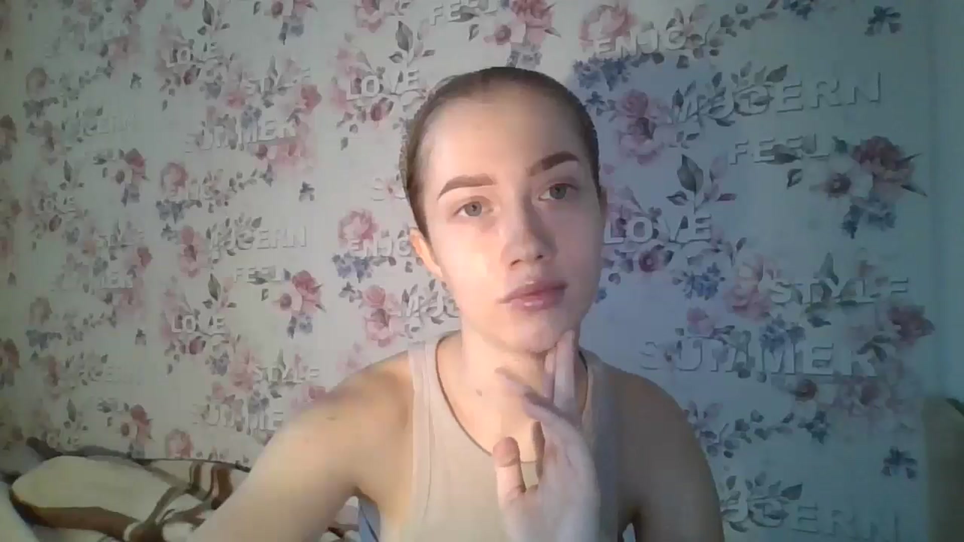 Gallery image thumbnail from KittyLuxxe's myfreecams stream on, 03/18/2025, 13:51 image 14 of 20