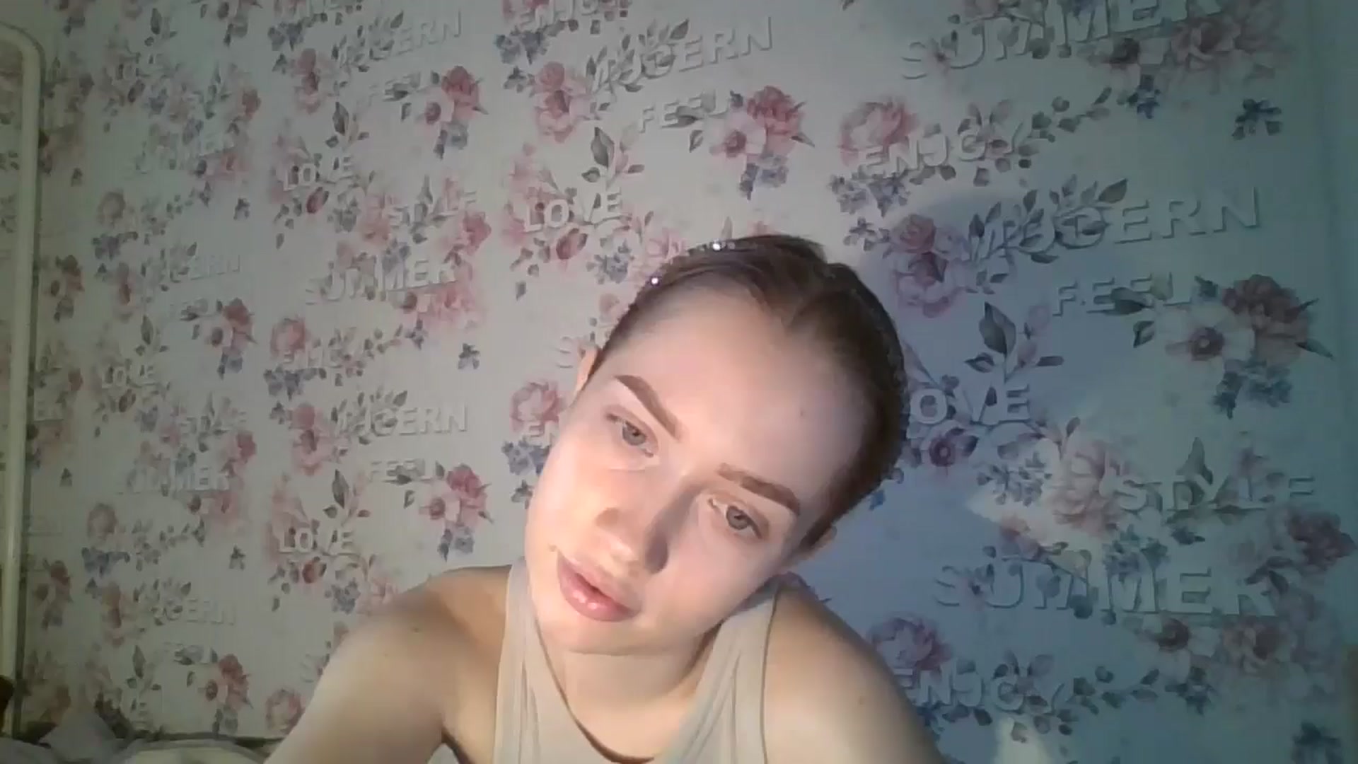 Gallery image thumbnail from KittyLuxxe's myfreecams stream on, 03/18/2025, 14:13 image 11 of 20