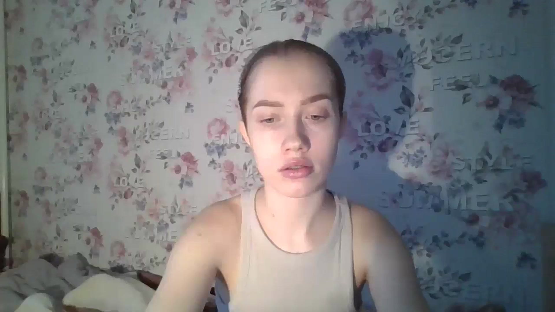 Gallery image thumbnail from KittyLuxxe's myfreecams stream on, 03/18/2025, 16:05 image 6 of 20