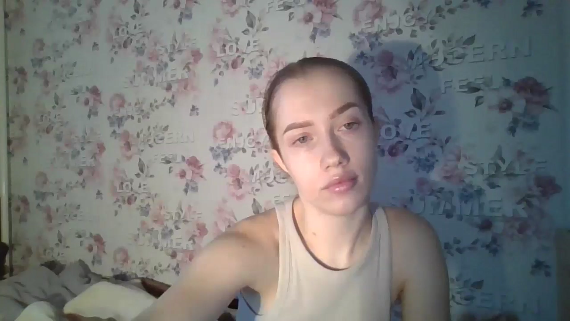 Gallery image thumbnail from KittyLuxxe's myfreecams stream on, 03/18/2025, 16:05 image 5 of 20