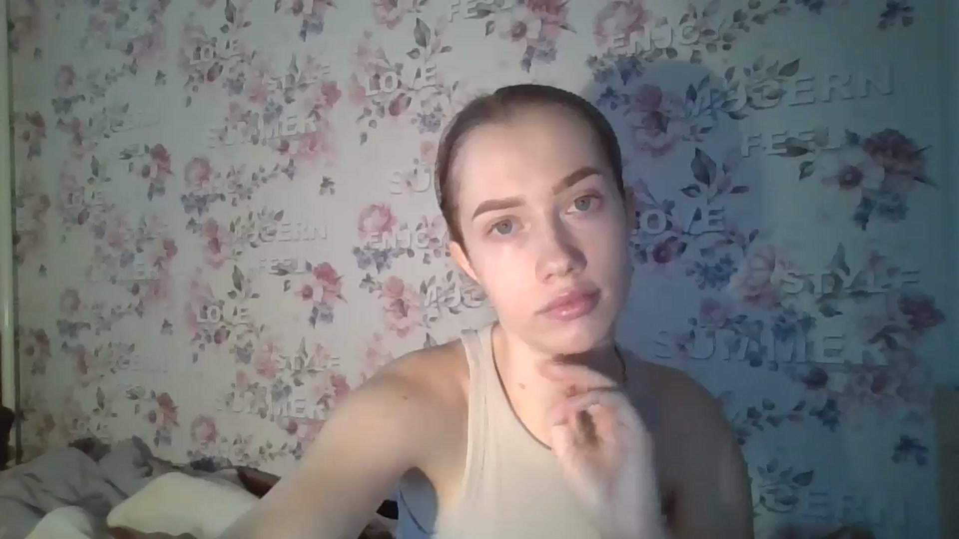 Gallery image thumbnail from KittyLuxxe's myfreecams stream on, 03/18/2025, 16:05 image 4 of 20