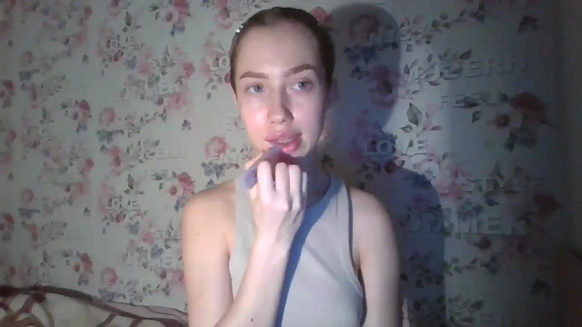 Gallery image thumbnail from KittyLuxxe's myfreecams stream on, 03/18/2025, 18:13 image 6 of 20