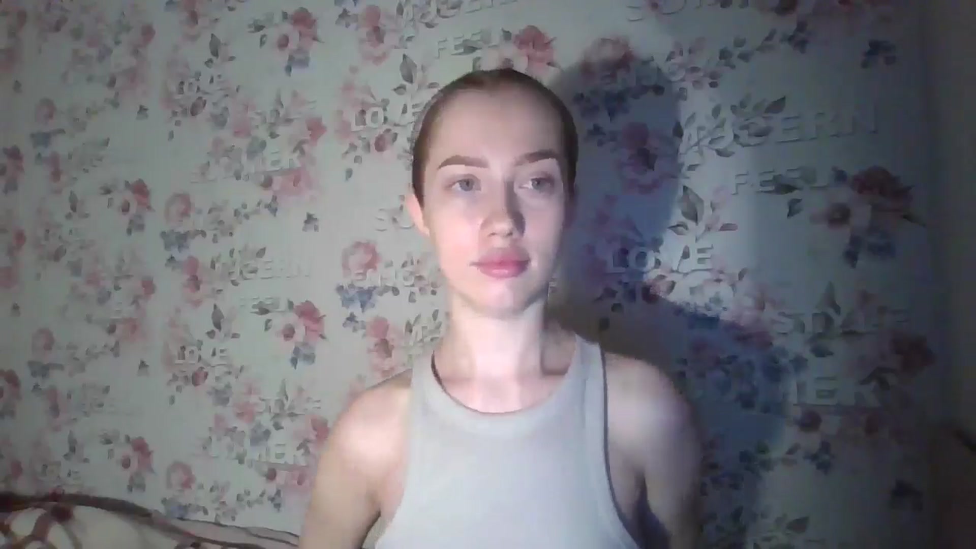 Gallery image thumbnail from KittyLuxxe's myfreecams stream on, 03/18/2025, 18:13 image 9 of 20