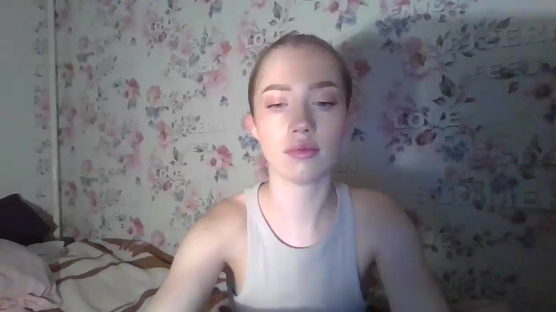 Gallery image thumbnail from KittyLuxxe's myfreecams stream on, 03/20/2025, 17:04 image 1 of 20