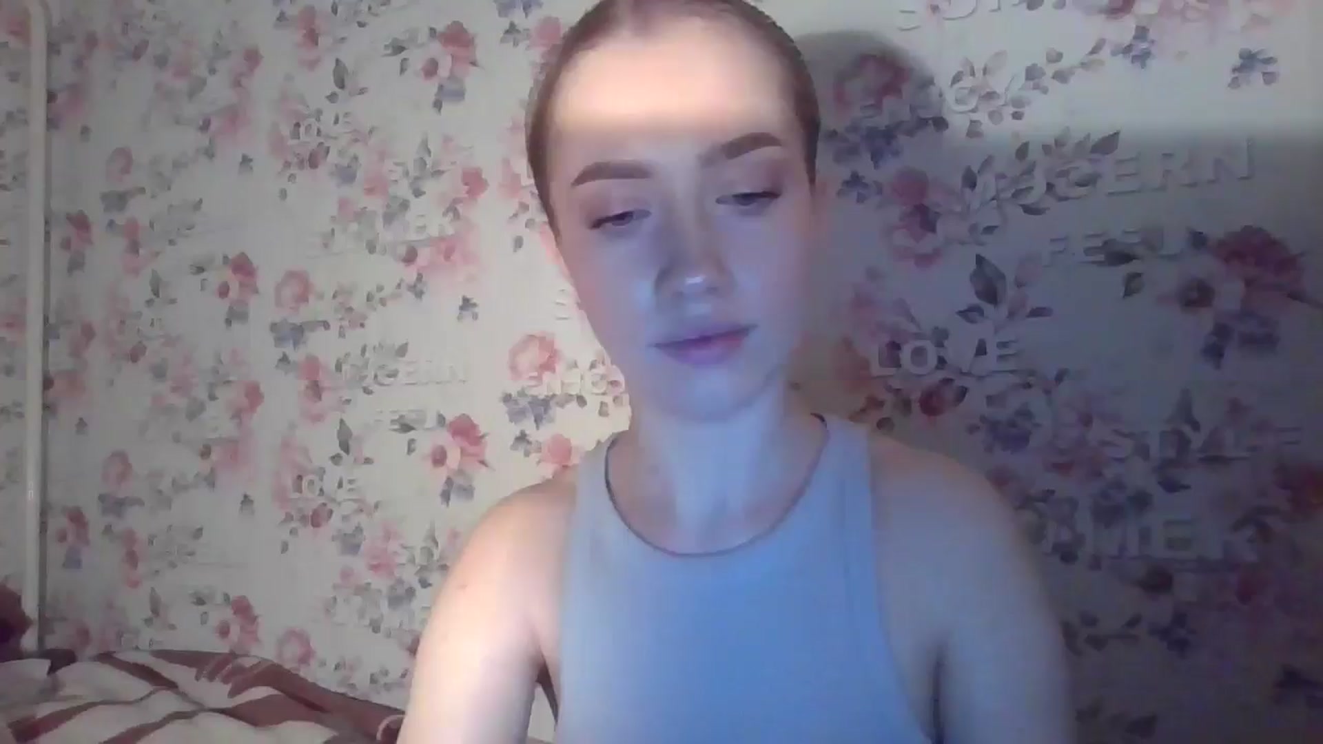 Gallery image thumbnail from KittyLuxxe's myfreecams stream on, 03/20/2025, 17:28 image 12 of 20