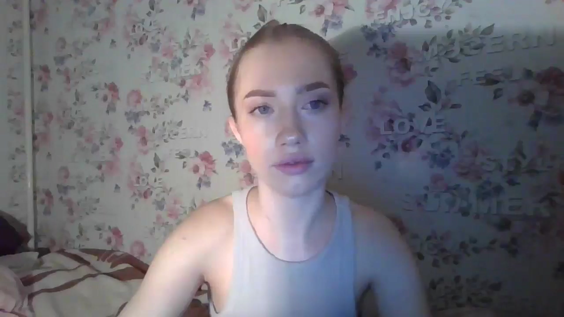 Gallery image thumbnail from KittyLuxxe's myfreecams stream on, 03/20/2025, 17:28 image 6 of 20