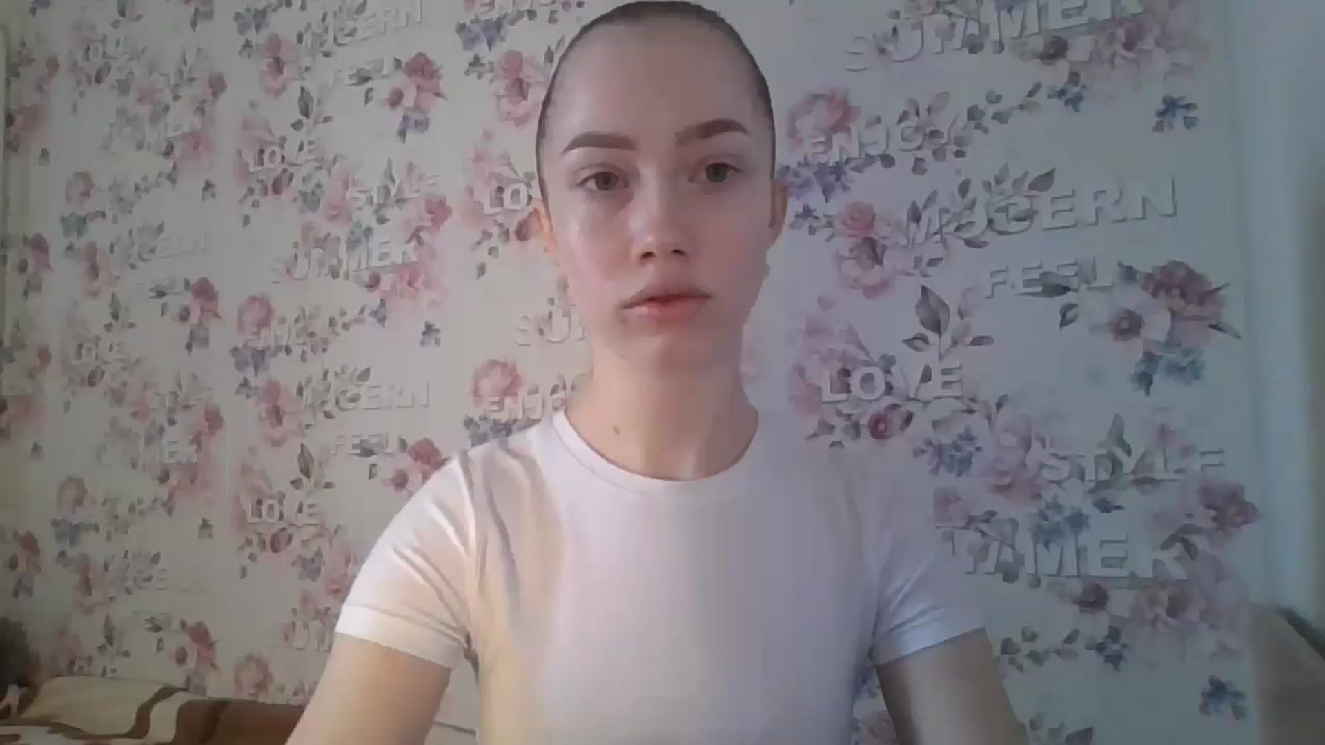 Gallery image thumbnail from KittyLuxxe's myfreecams stream on, 03/24/2025, 10:26 image 2 of 20