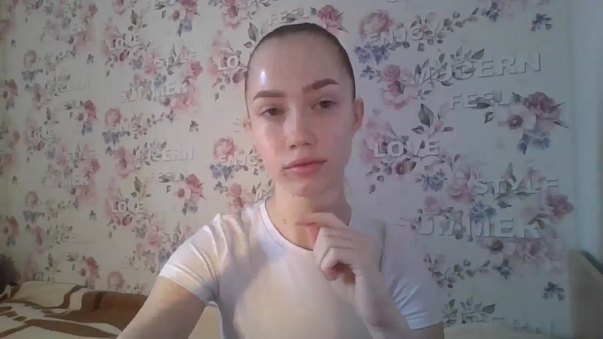 Gallery image thumbnail from KittyLuxxe's myfreecams stream on, 03/24/2025, 10:26 image 4 of 20