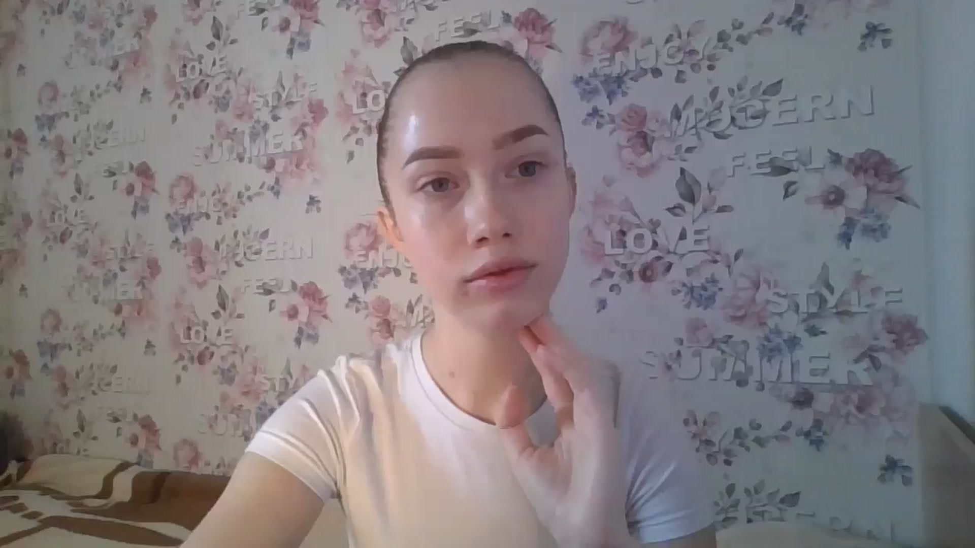 Gallery image thumbnail from KittyLuxxe's myfreecams stream on, 03/24/2025, 10:26 image 6 of 20
