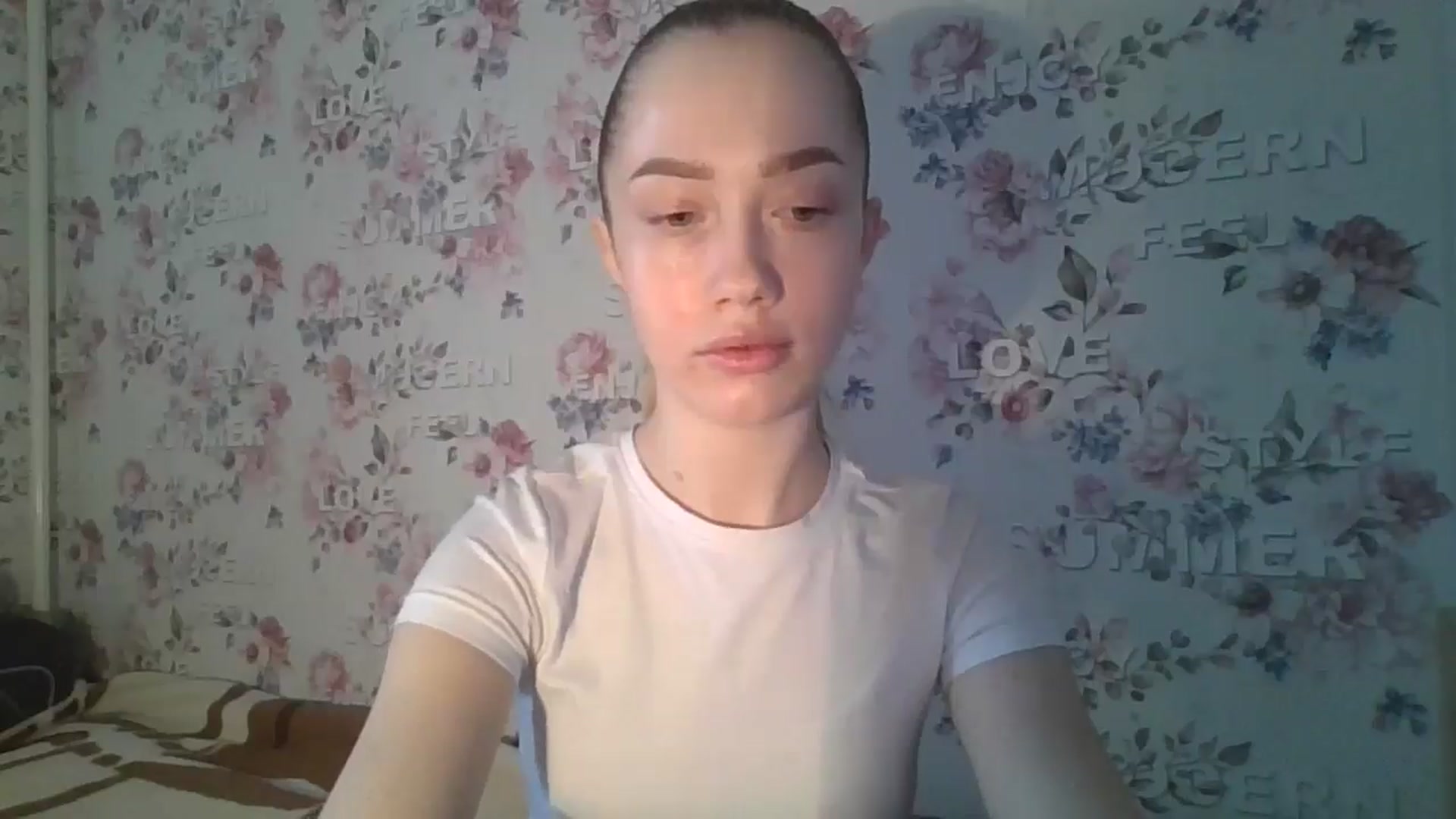 Gallery image thumbnail from KittyLuxxe's myfreecams stream on, 03/24/2025, 12:10 image 9 of 20