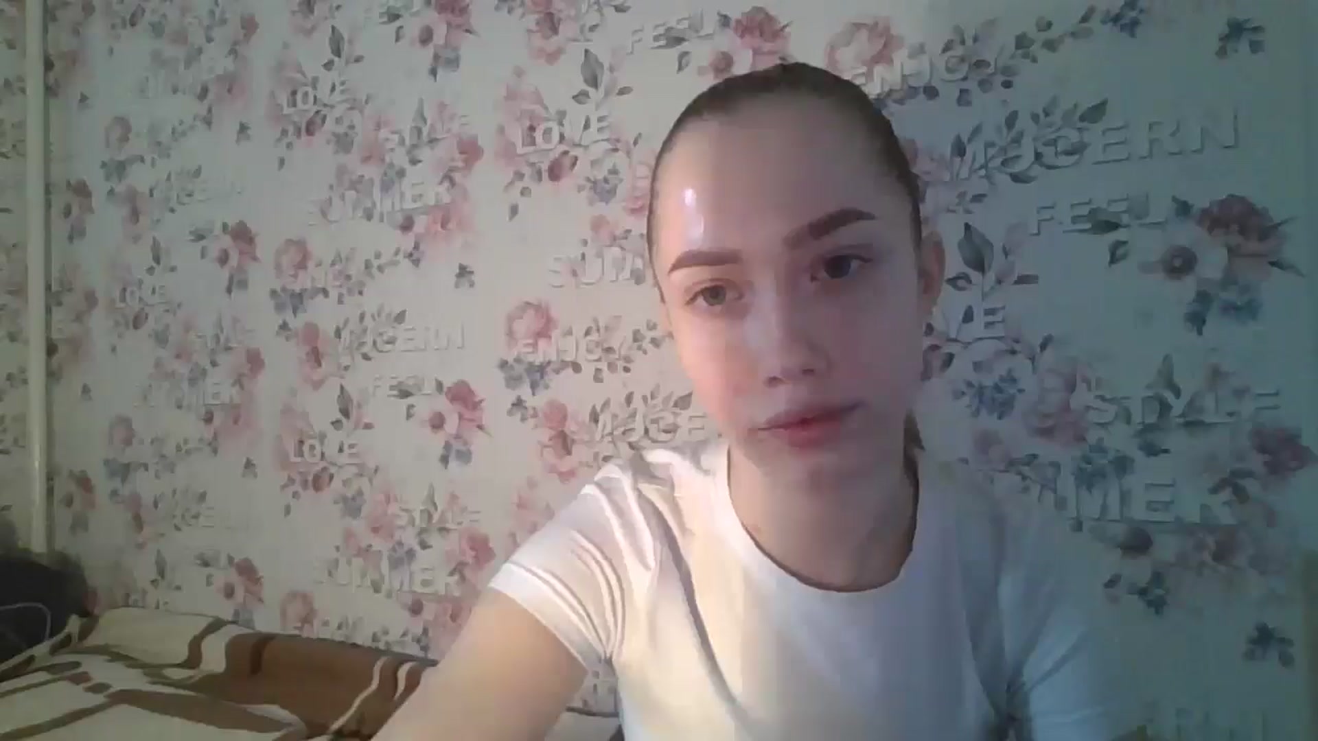 Gallery image thumbnail from KittyLuxxe's myfreecams stream on, 03/24/2025, 12:10 image 18 of 20